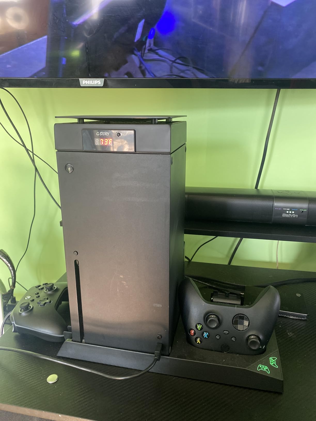 MENEEA Cooling Fan & Charging Stand for Xbox Series X Console & Controller, Vertical Cooler System Dual Charger Station customer photo 2