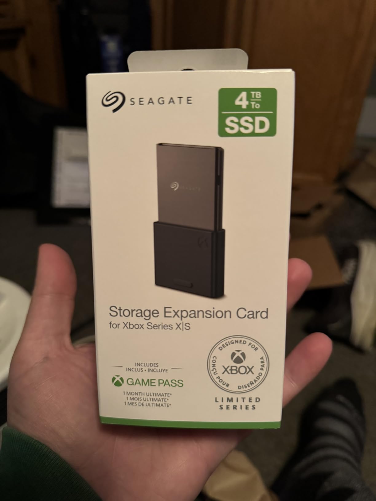 Seagate Storage Expansion Card 2TB Solid State Drive - NVMe SSD for Xbox Series X|S, Quick Resume, Plug & Play, Licensed customer photo 2