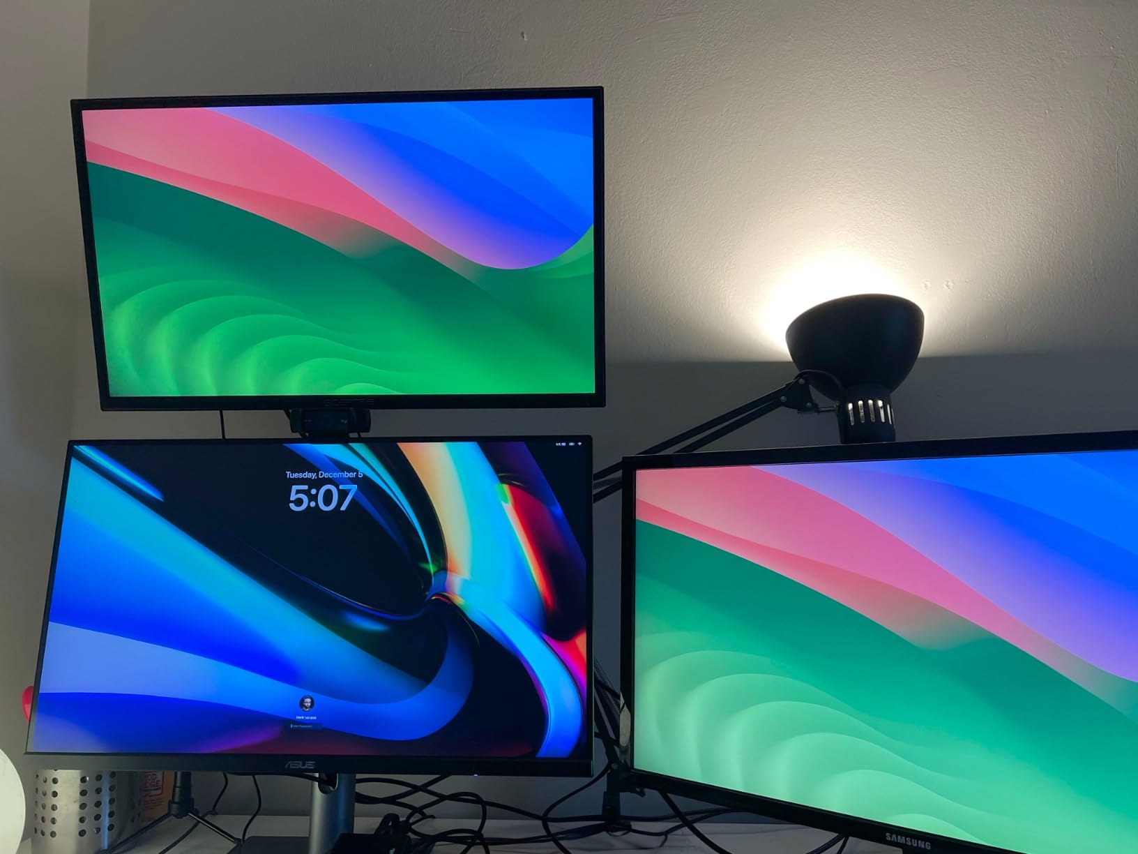 ASUS ProArt Display 27 inch 4K HDR Professional Monitor (PA279CRV) - IPS, UHD (3840 x 2160), 99% DCI-P3/Adobe RGB, DeltaE < 2, Calman Verified, USB-C PD 96W, DisplayPort, Daisy-Chain, Ergonomic, 3yr Warranty customer photo 2