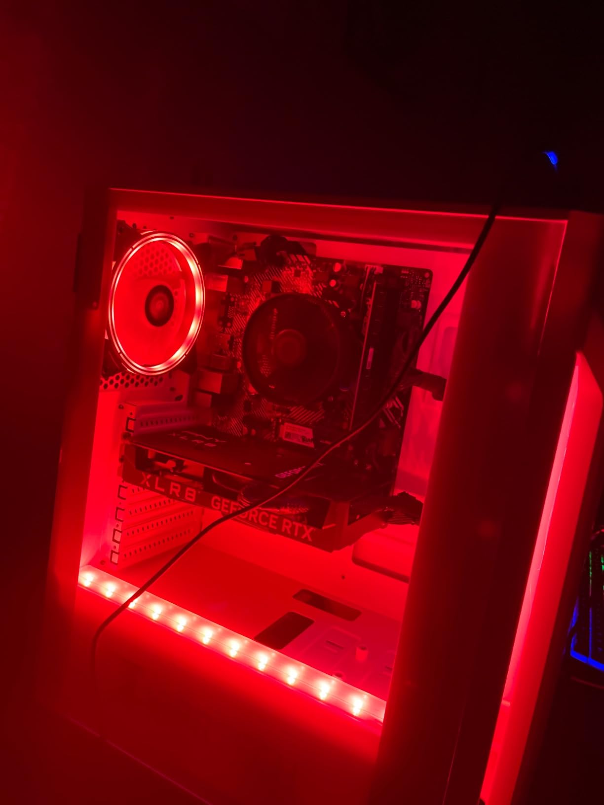 ViprTech Rebel 4.0 Gaming PC - AMD Ryzen 7 (4.1Ghz Turbo), RTX 4060 8GB, 16GB DDR4 RAM, 1TB SSD, VR-Ready, Streaming, WiFi BT, RGB, Win 11 Pro, Prebuilt Desktop Computer White customer photo 1