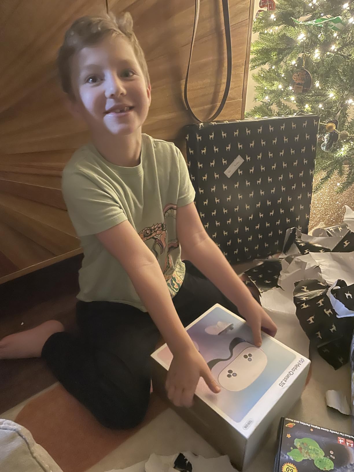 Meta Quest 3S 128GB | VR Headset - Thirty-Three Percent More Memory - 2X Graphical Processing Power - Virtual Reality Without Wires - Access to 40+ Games with a 3-Month Trial of Meta Horizon+ Included customer photo 1