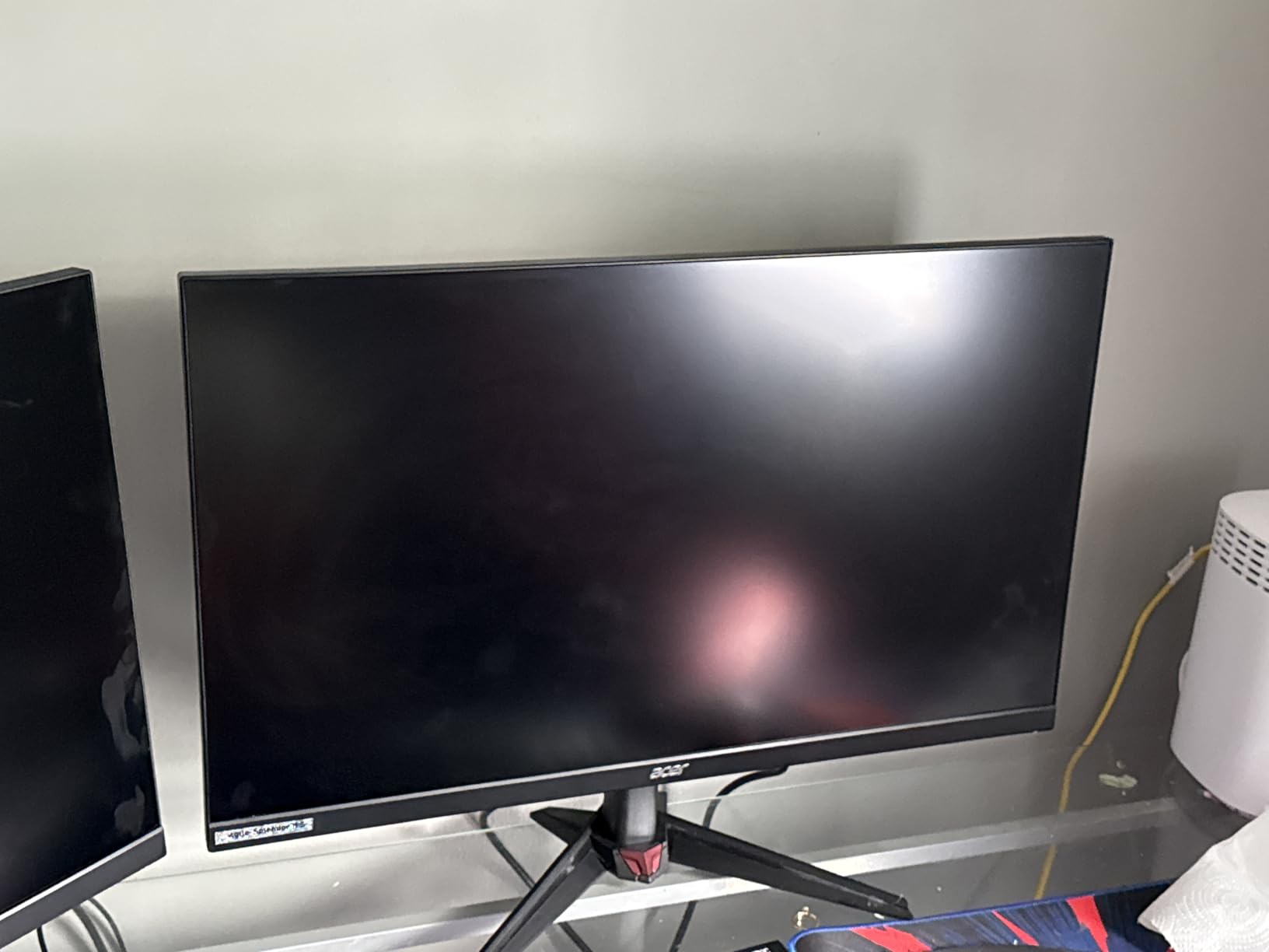 Acer Nitro 27 inch 4K UHD 3840 x 2160 Gaming IPS Monitor | AMD FreeSync Premium | Up to 160Hz Refresh Rate with DFR to FHD 320Hz| Up to 0.5ms | 1 x Display Port 1.4 & 2 x HDMI 2.1 Ports | VG270K V4bmiipx customer photo 1