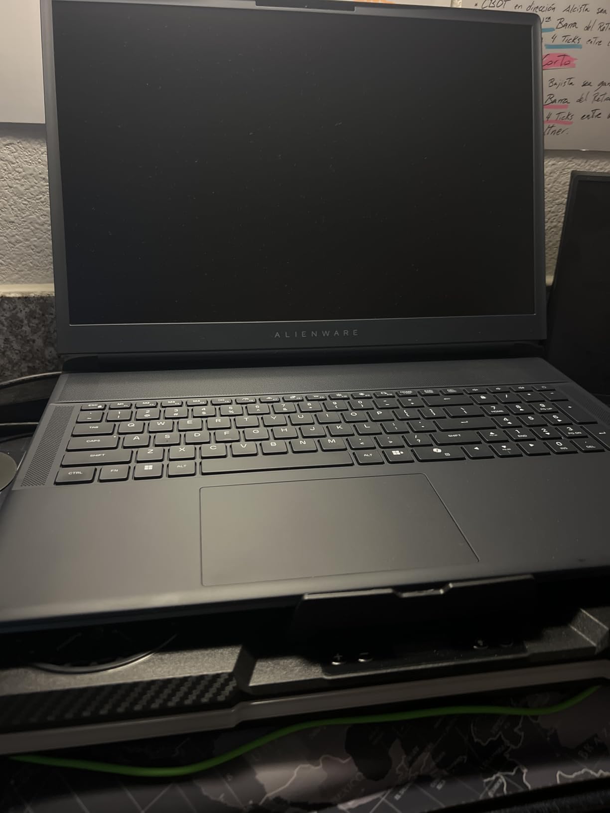 Alienware 18 Area-51 Gaming Laptop AA18250-18-inch QHD+ 300Hz 3ms Display, Intel Core Ultra 9-275HX, 32GB DDR5 RAM, 1TB SSD, NVIDIA GeForce RTX 5070, Windows 11 Home, Onsite Service - Liquid Teal customer photo 1