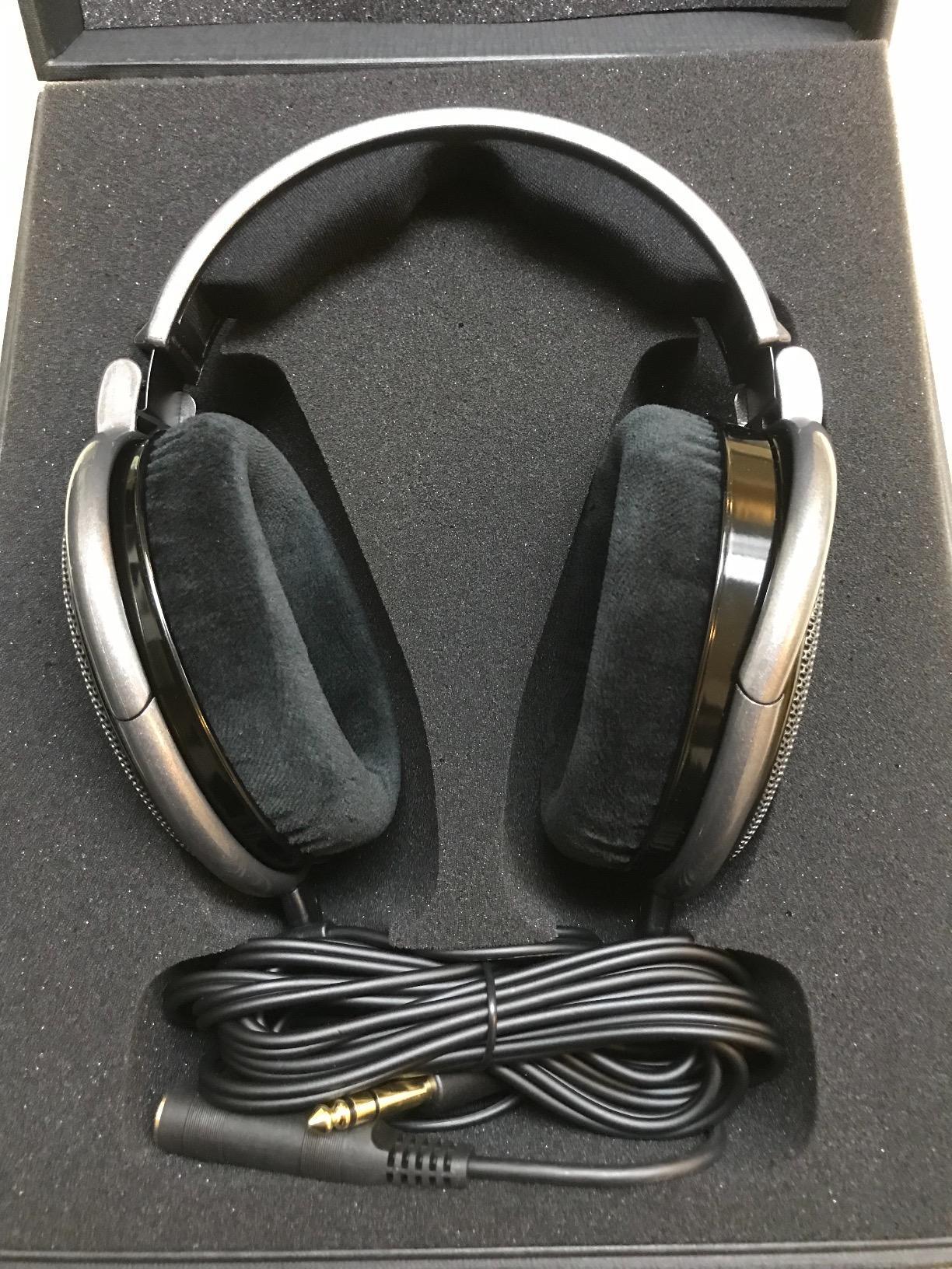 Sennheiser Consumer Audio HD 650 - Audiophile Hi-Res Open Back Dynamic Headphone customer photo 1
