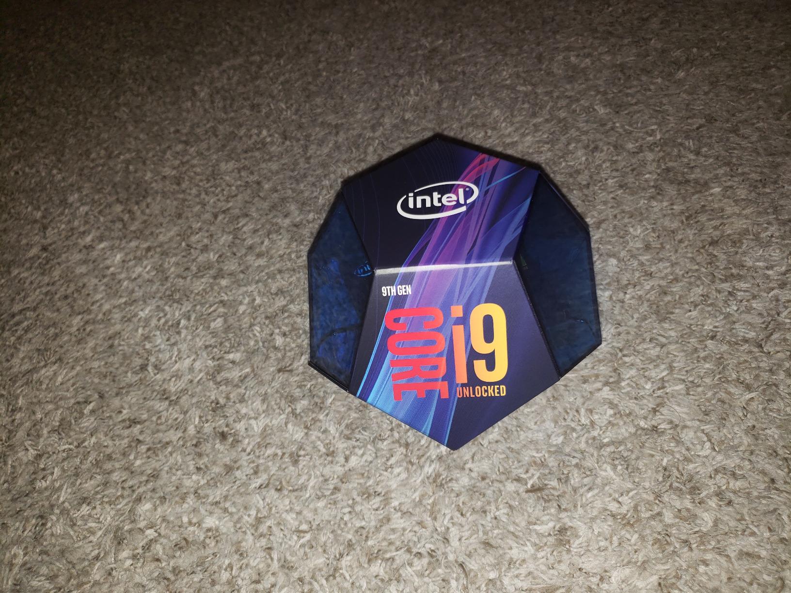 Intel Core i9-9900K Desktop Processor 8 Cores up to 5.0 GHz Turbo Unlocked LGA1151 300 Series 95W customer photo 1