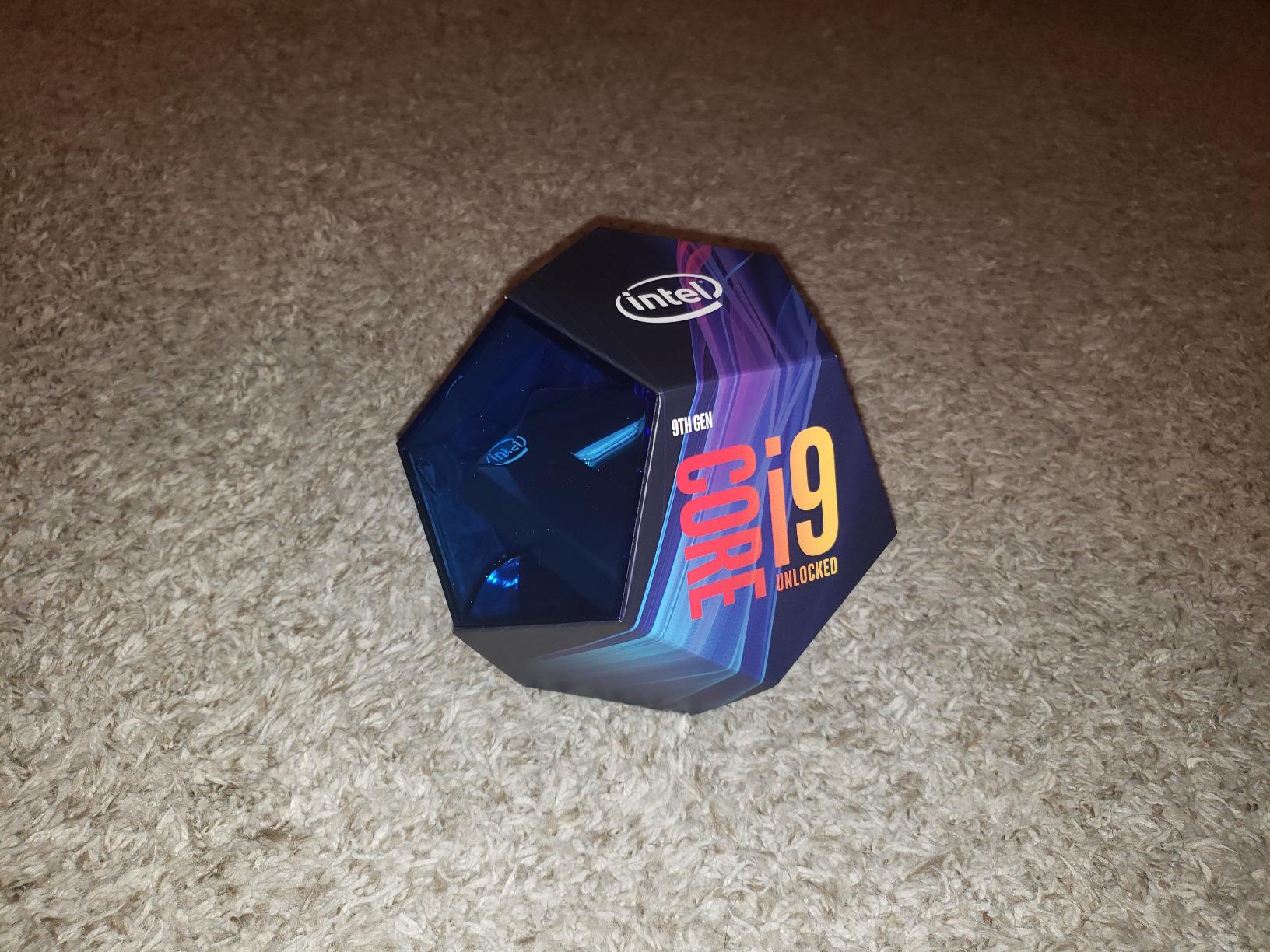 Intel Core i9-9900K Desktop Processor 8 Cores up to 5.0 GHz Turbo Unlocked LGA1151 300 Series 95W customer photo 2