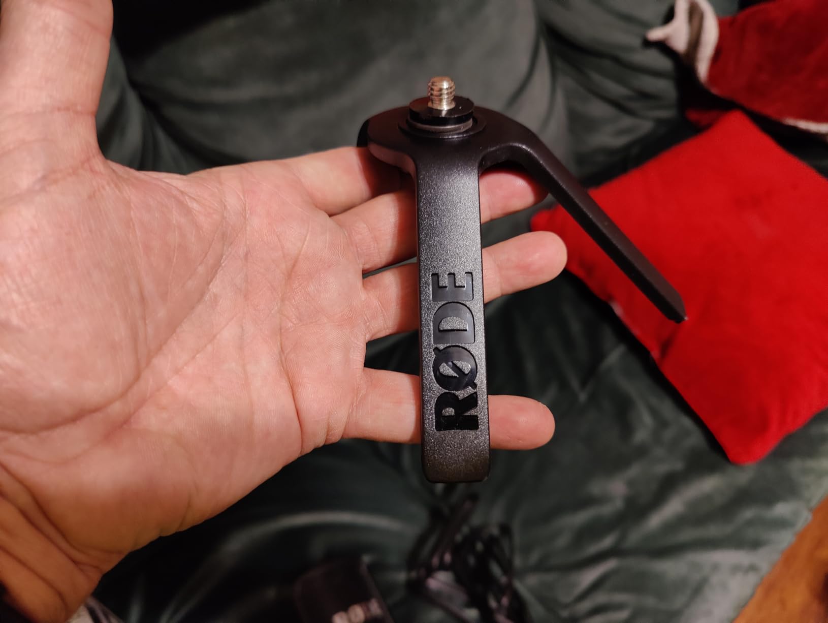 Rode NT-USB+ Professional-Grade USB Condenser Microphone For Recording Studio Quality Audio Directly To A Computer Or Mobile Device, Black customer photo 2