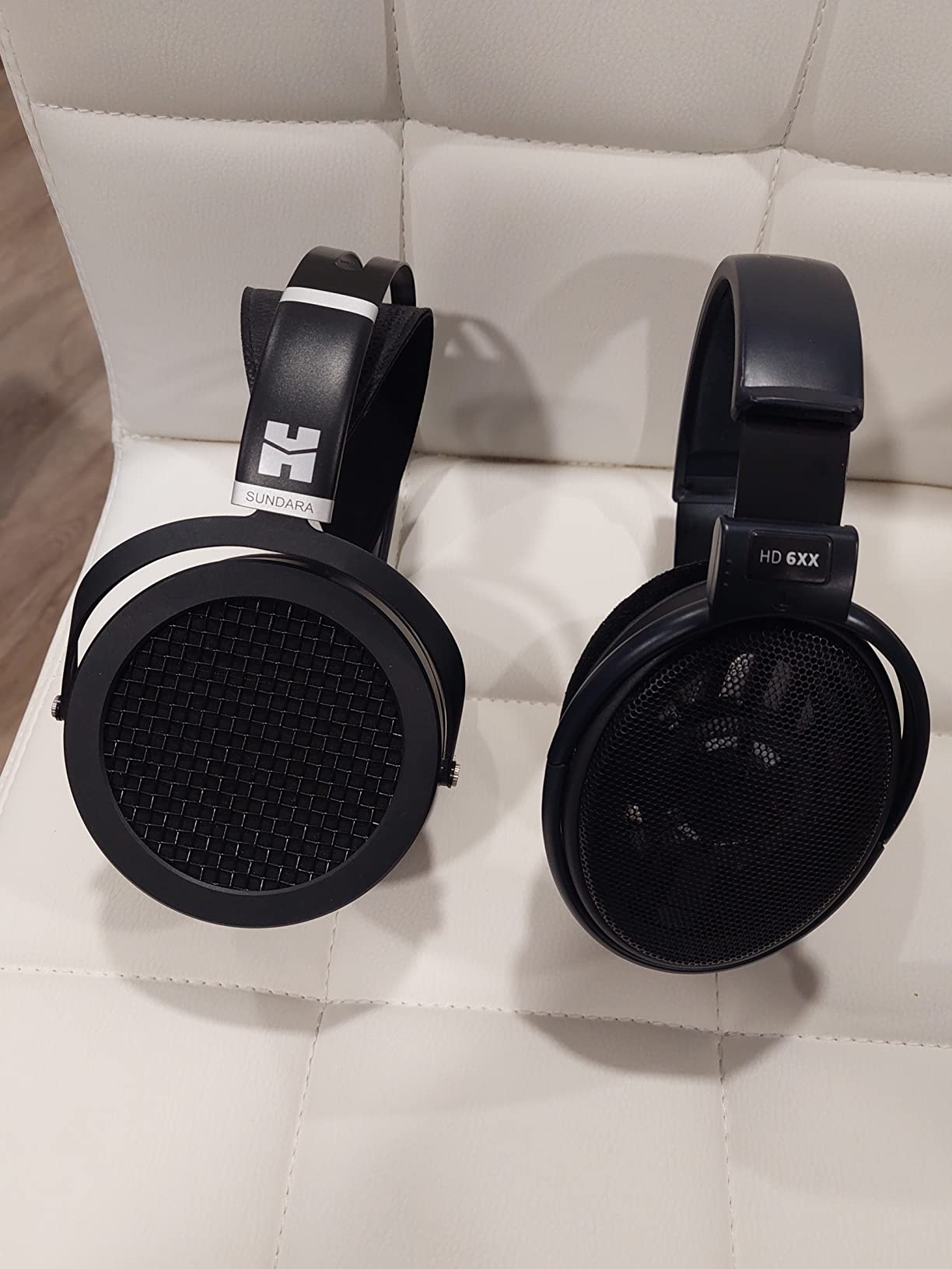 HIFIMAN SUNDARA Over-Ear Full-Size Planar Magnetic HiFi Stereo Wired Headphones for Studio & Audiophiles (Black) customer photo 2