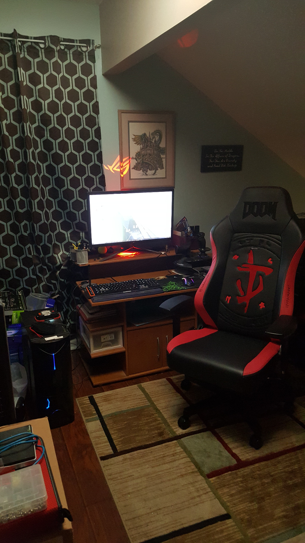 Hero Gaming Chair/Office Chair with Lumbar Support, PU Faux Leather, Black customer photo 1