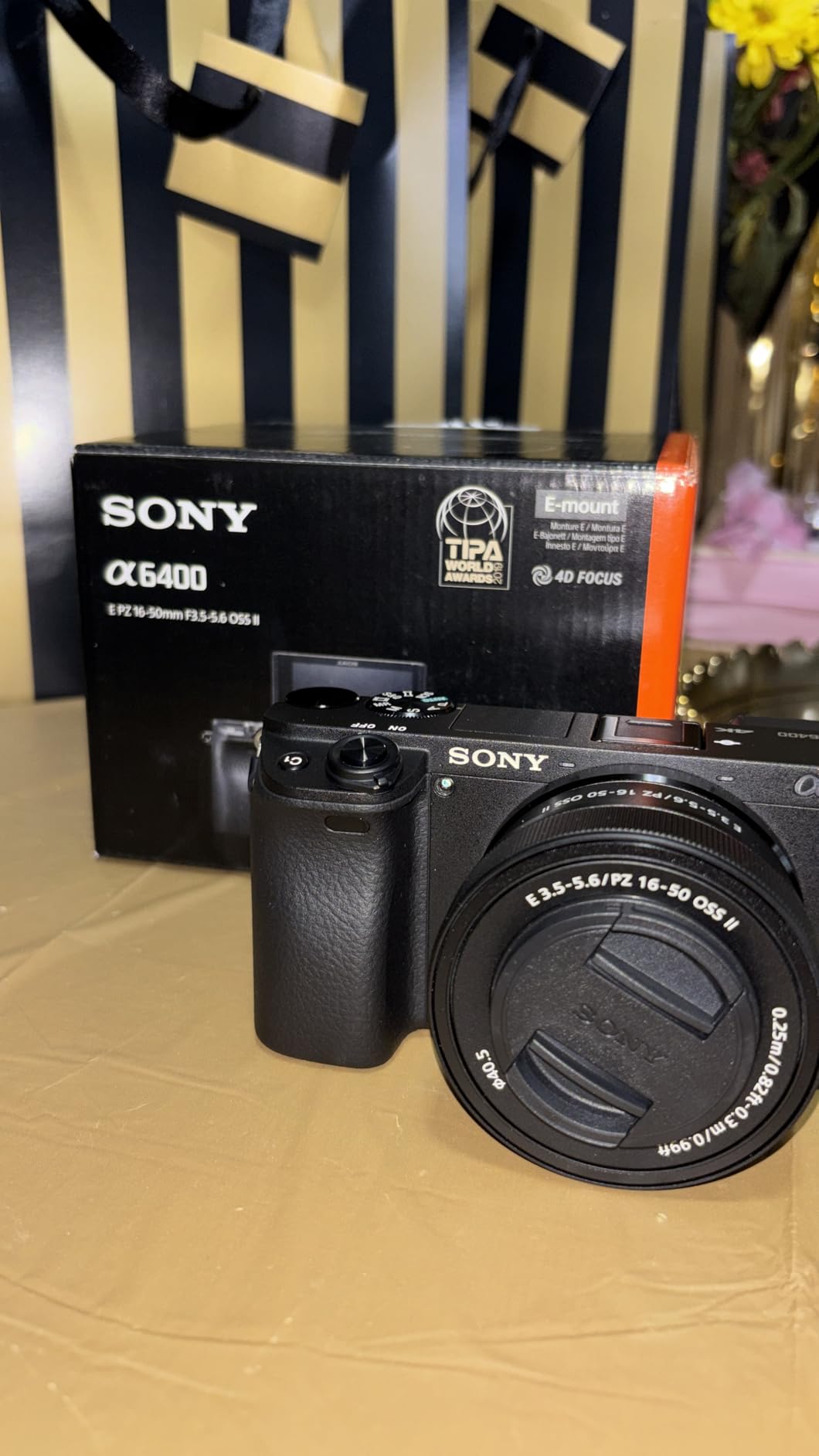 Sony Alpha a6400 Mirrorless Camera: Compact APS-C Interchangeable Lens Digital Camera with Real-Time Eye Auto Focus, 4K Video, Flip Screen & 16-50mm Lens - E Mount Compatible customer photo 1