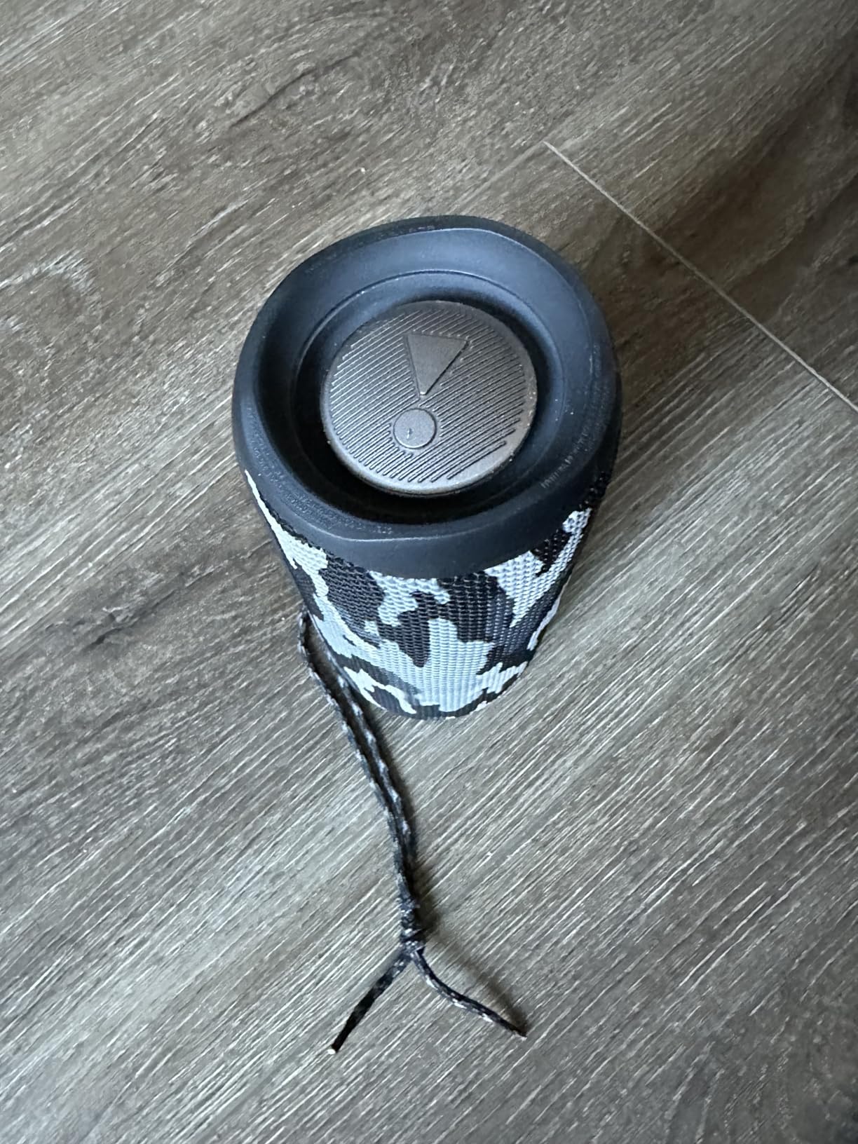 JBL FLIP 5, Waterproof Portable Bluetooth Speaker (Black) customer photo 2