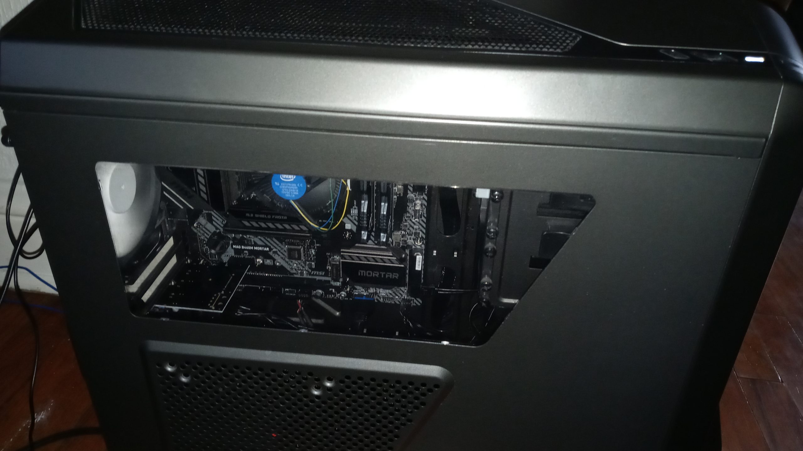 Intel Core i5-10400 Desktop Processor 6 Cores up to 4.3 GHz LGA1200 (Intel 400 Series Chipset) 65W customer photo 1
