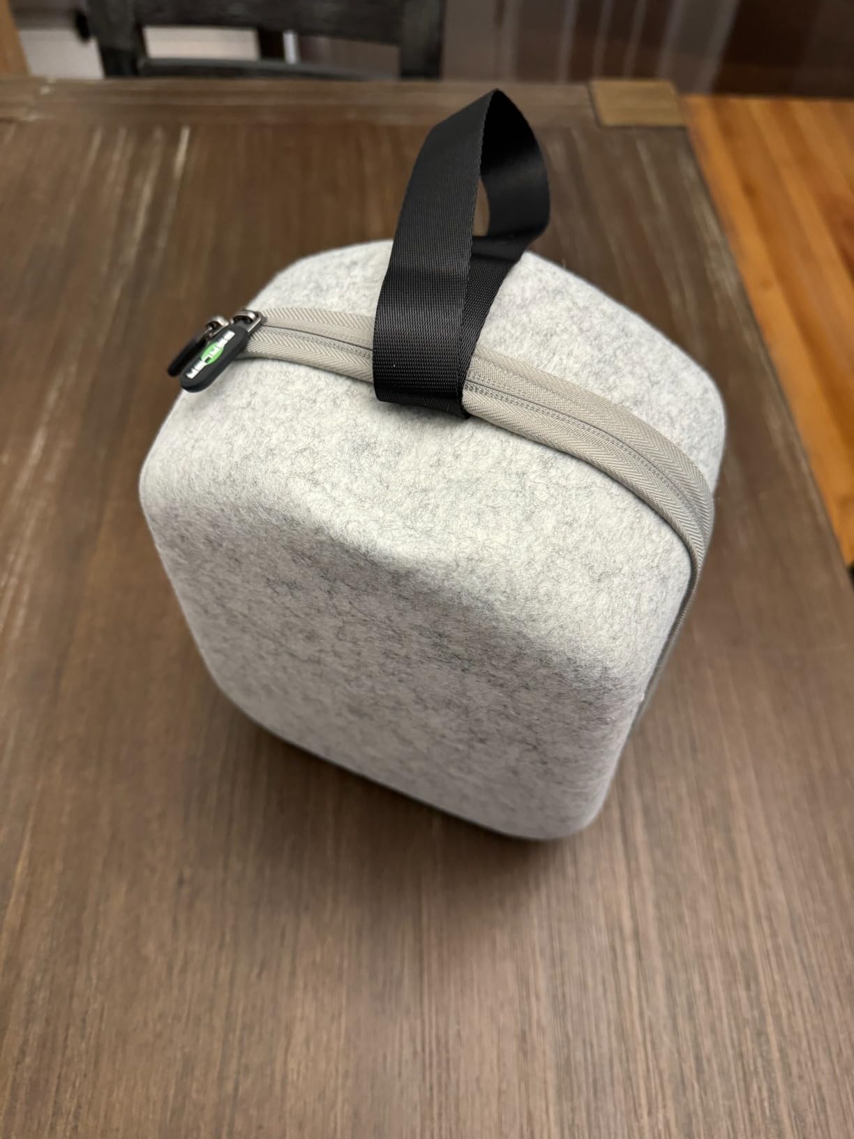 sarlar Hard Carrying Case Compatible with Meta Quest 3S/Quest 3/Oculus Quest 2/Vision Pro Official Original/Elite Strap VR Headset and Controller Accessories, Suitable for Travel and Home Storage customer photo 2