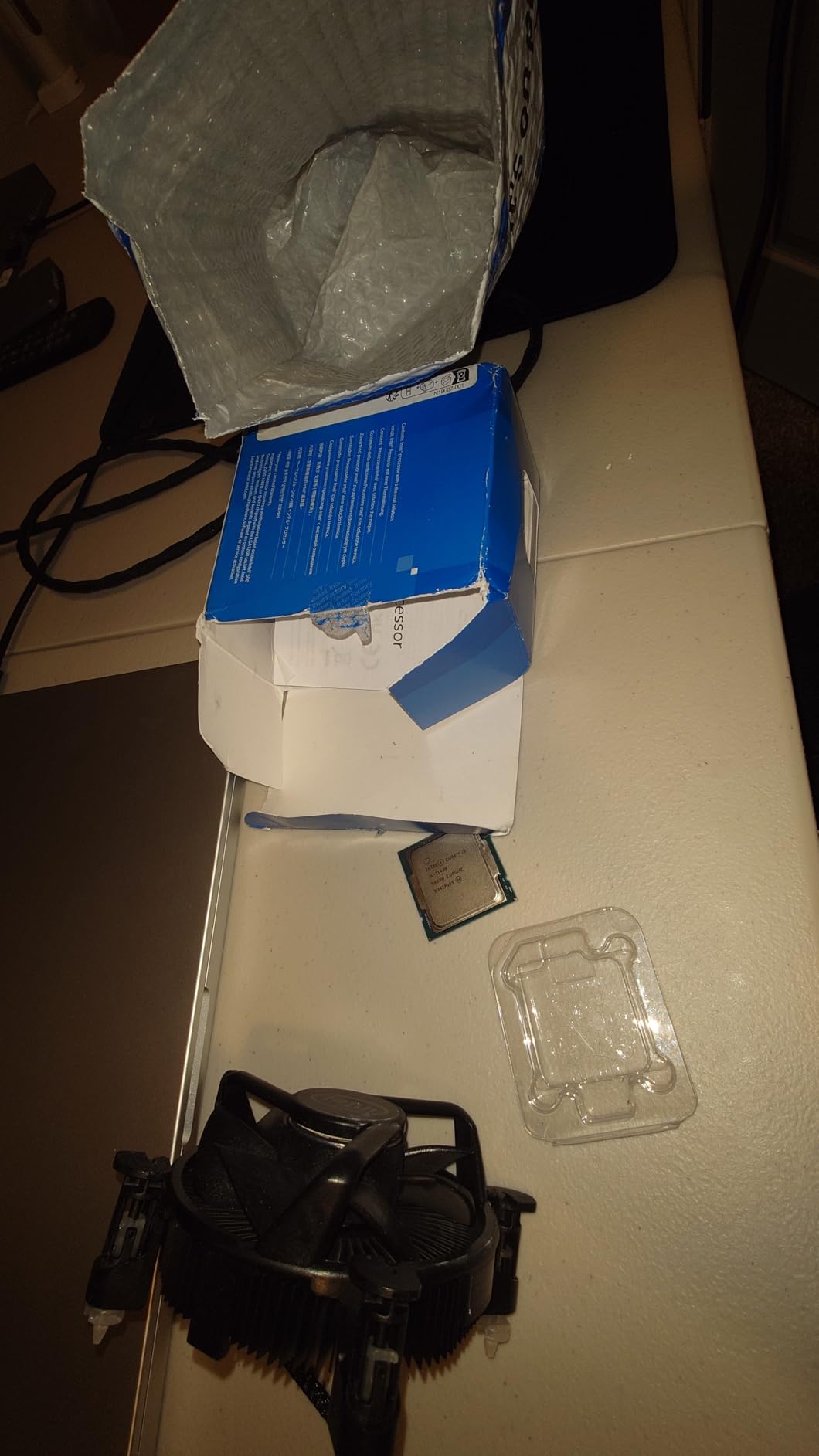 Intel Core i5-11400 Desktop Processor 6 Cores up to 4.4 GHz LGA1200 65W customer photo 2