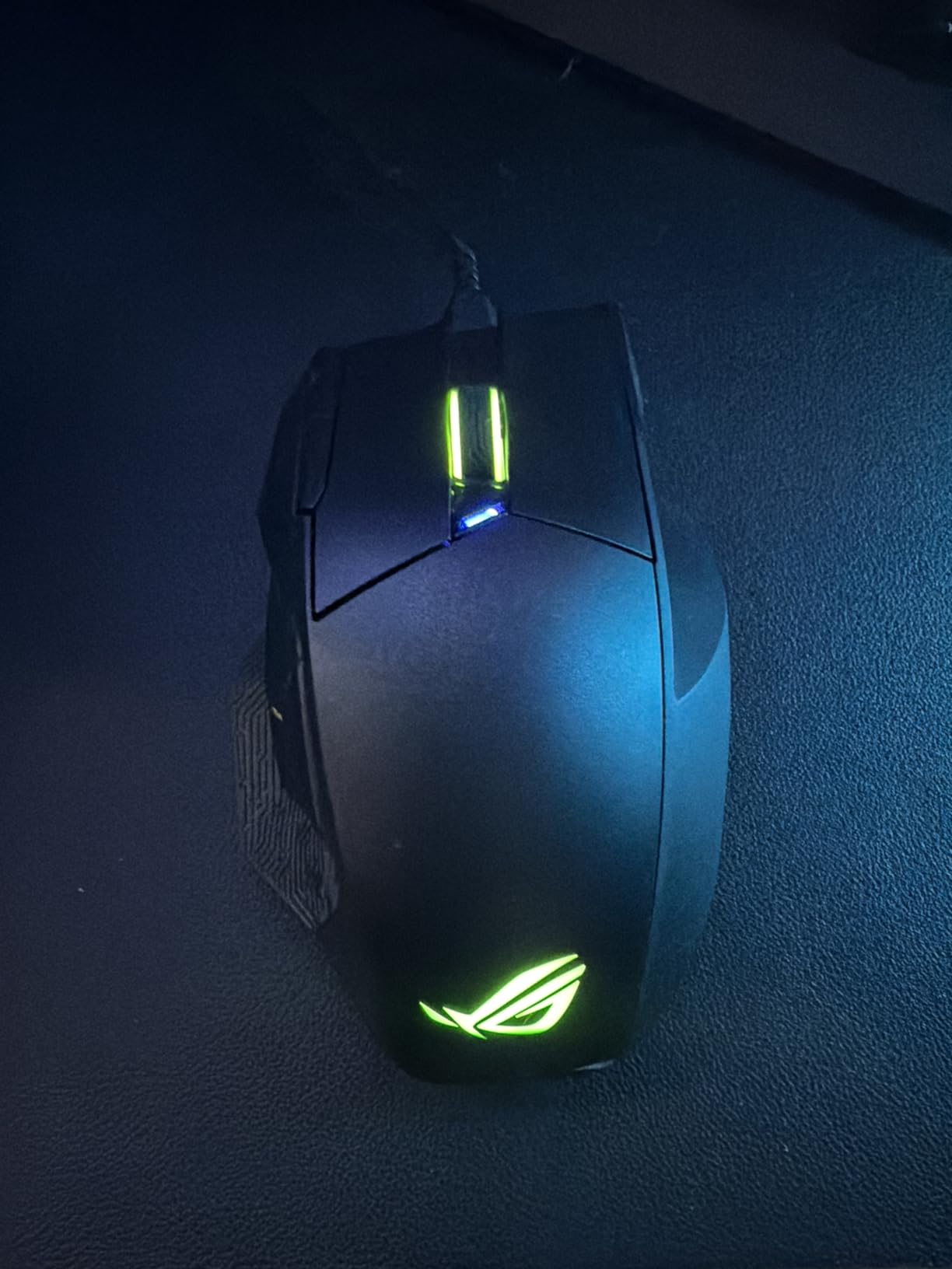 ASUS ROG Spatha X Wireless Gaming Mouse - MMO/MOBA Design, 12 Programmable Buttons, Right-Handed, 168g, Dual-Mode (Wired/2.4GHz), 19K DPI, up to 67Hr Battery, Magnetic Charging Dock, PC/Mac Support customer photo 2