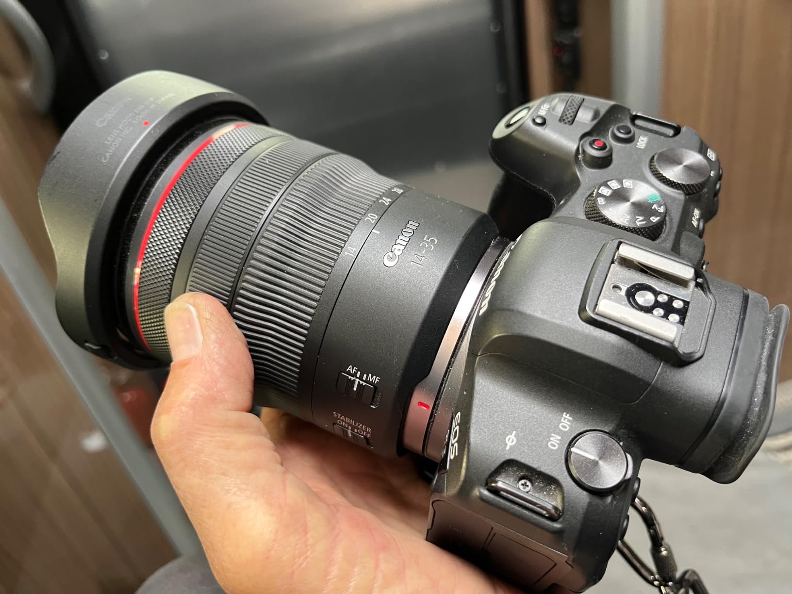 Canon RF14-35mm F4 L IS USM Lens, Wide-Angle Zoom for EOS R Series Mirrorless Cameras customer photo 1