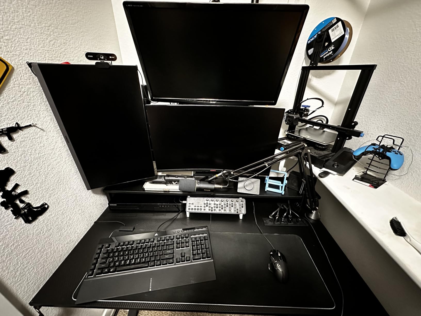 Elgato Wave XLR - Mic Interface, XLR/USB-C, Anti-Clipping, 75 dB preamp, Phantom Power, Direct Monitor, Touch Mute, Wave Link Digital Mixing app (Renewed) customer photo 1