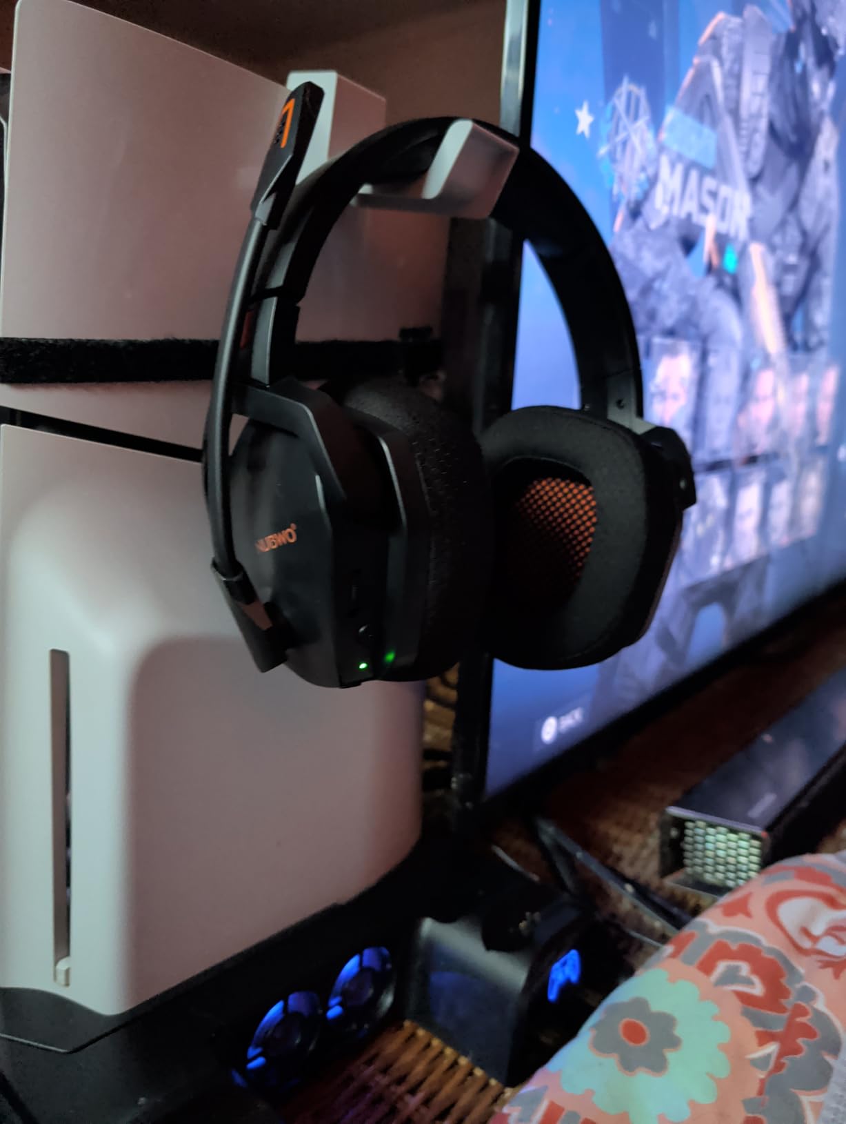 NUBWO G06 Dual Wireless Gaming Headset with Microphone for PS5, PS4, PC - 23ms Low Latency Audio - 100-Hour of Playtime - 50mm Drivers (Black-Green) customer photo 1