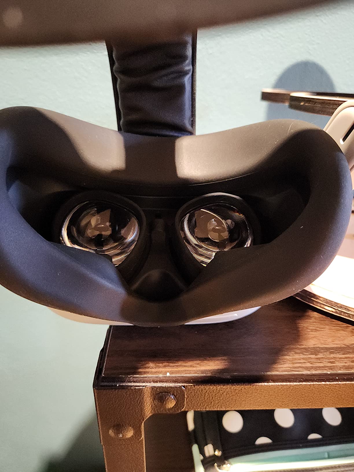 SUPERUS Lens Protector Compatible with Oculus/Meta Quest 2, Glasses Spacer - Anti-Scratch VR Accessories to Prevent Your Glasses from Scratching VR Lenses (Black) customer photo 1