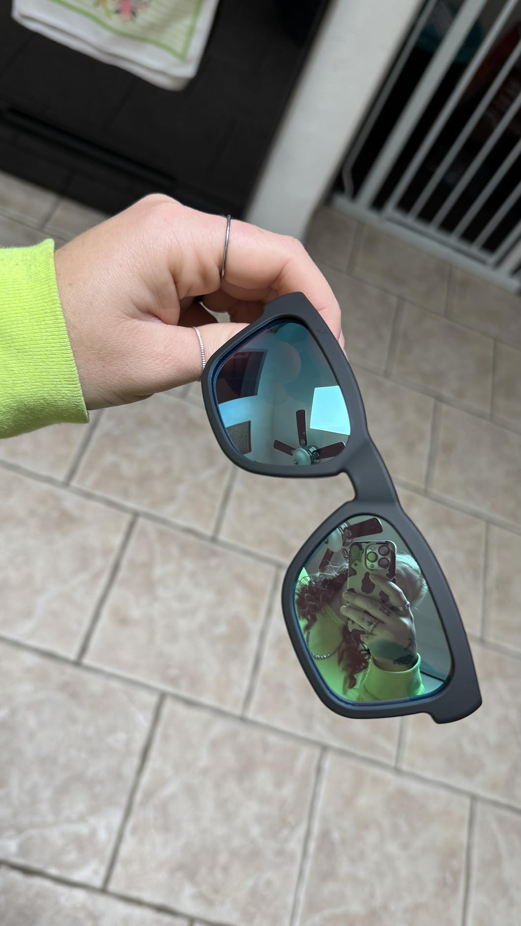 OhO sunshine Bluetooth Audio Sunglasses, Lightweight Open Ear Sport Glasses, 10H Playtime, Water Resistant with Voice Control customer photo 2