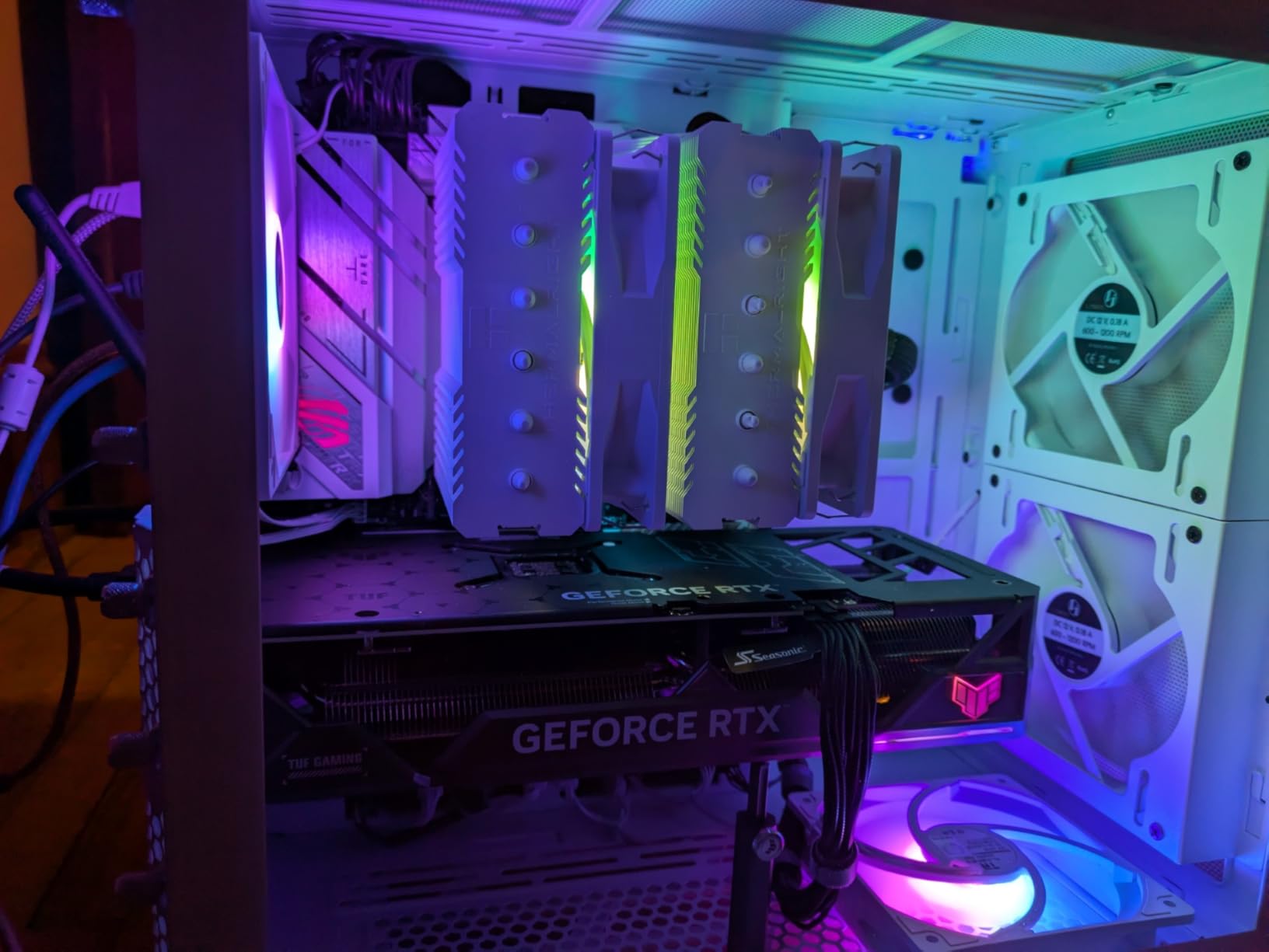 ROG Strix B650-A Gaming WiFi AMD B650 AM5 Ryzen Desktop 9000 8000 & 7000 ATX Motherboard, 12 + 2 Power Stages, DDR5, 3x M.2 Slot, PCIe 4.0, 2.5G LAN, WiFi 6E, USB 3.2 Gen 2x2 Type-C, Aura Sync customer photo 1