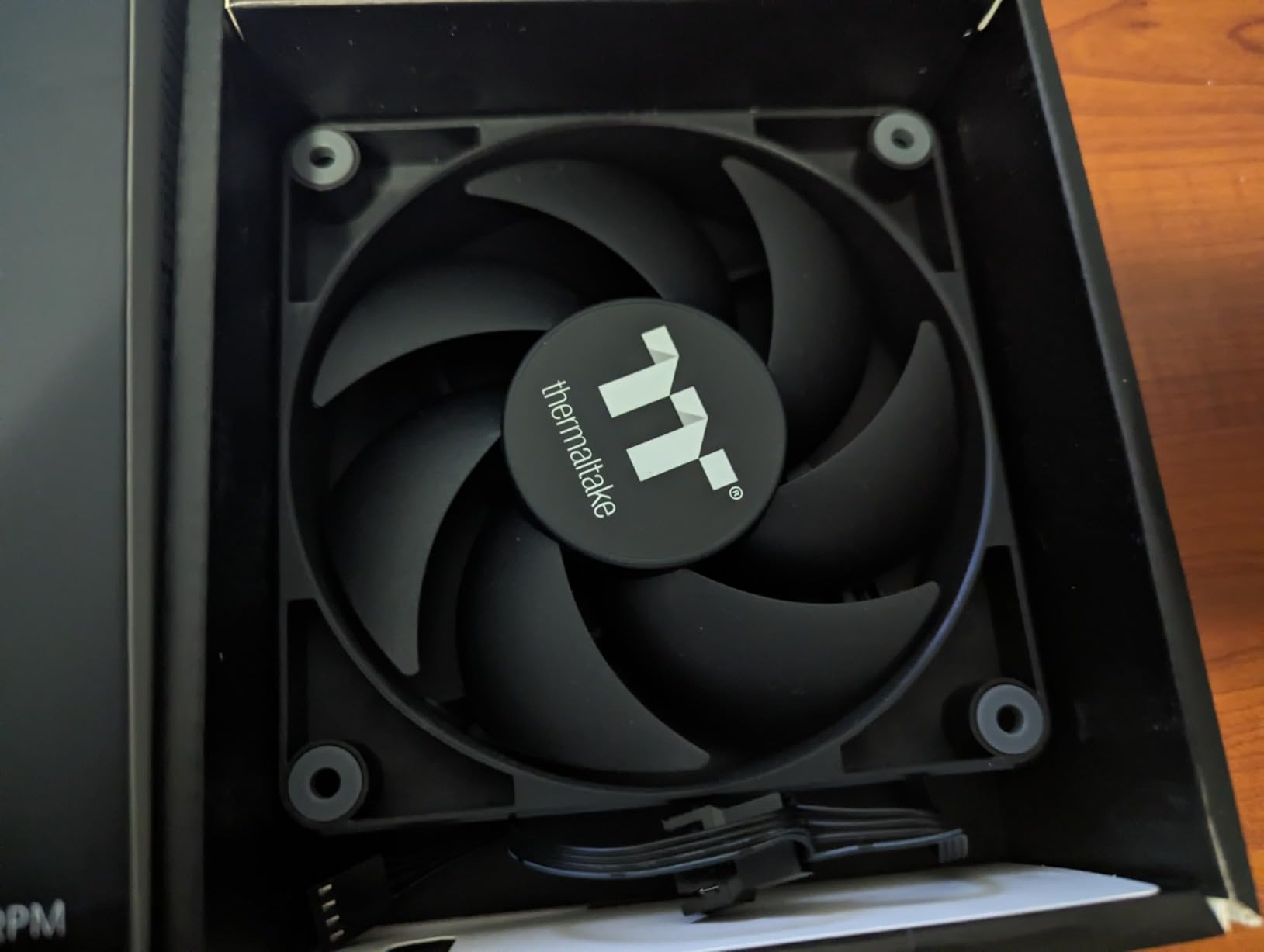 Thermaltake CT120 PC Cooling Fan (2-Fan Pack), Daisy-Chain Design, 2000 RPM, 120mm Hydraulic Bearing, Anti-Vibration customer photo 2