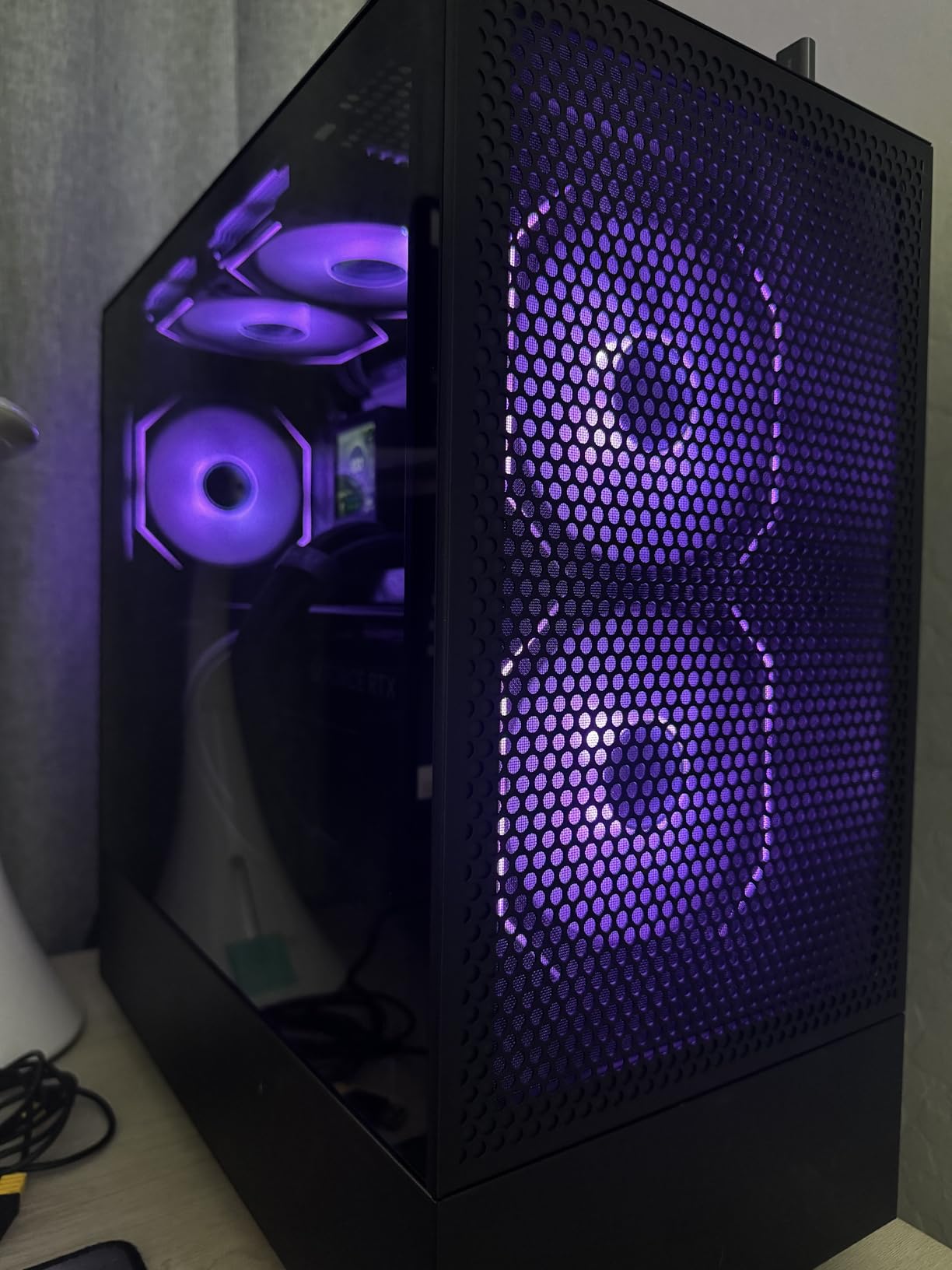 Lian Li UNI Fan SL-Infinity 140 - Single Pack - ARGB Fan - Infinity Mirror - Daisy-Chain Design - Without Controller - Black (UF-SLIN140-1B) customer photo 2