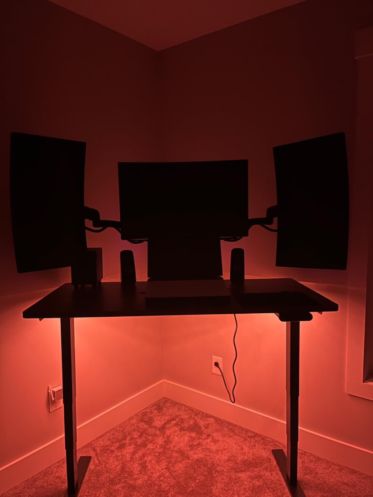 FlexiSpot E7 - E6 3-Stage Dual Motor Electric Standing Desk 55 x 28 Sit Stand Up Desk (One-Piece Black Desktop & Black Frame) customer photo 2