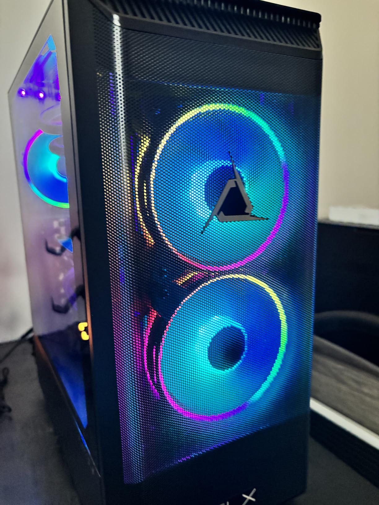 Cooler Master MF120 Halo 2 ARGB 120mm PWM Case Fan, Dual Loop Addressable RGB Lighting, 2050 RPM Dynamic PWM Cooling, Air Balance Blades, Hybrid Frame High Airflow PC Cooling Fan for Gaming Cases customer photo 1