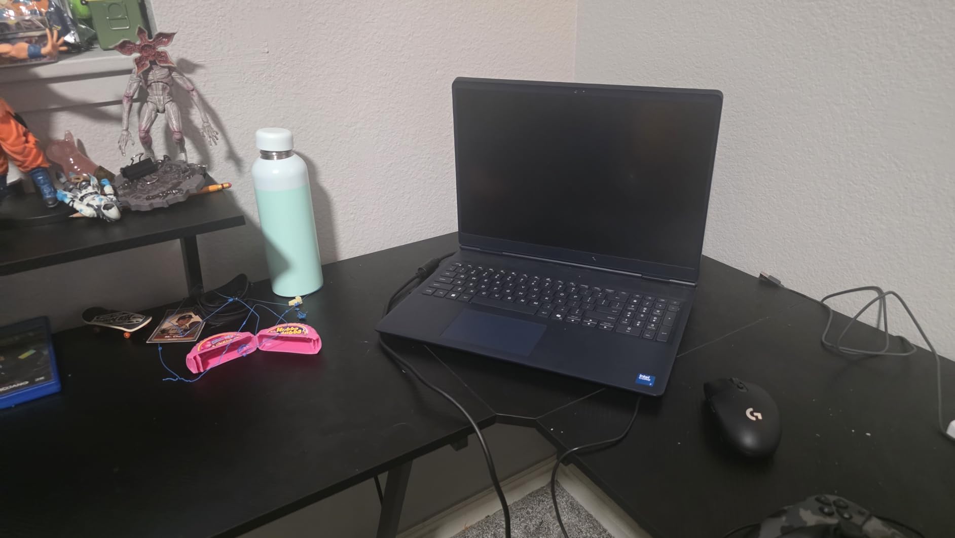 Alienware 16 Aurora Gaming Laptop - 16