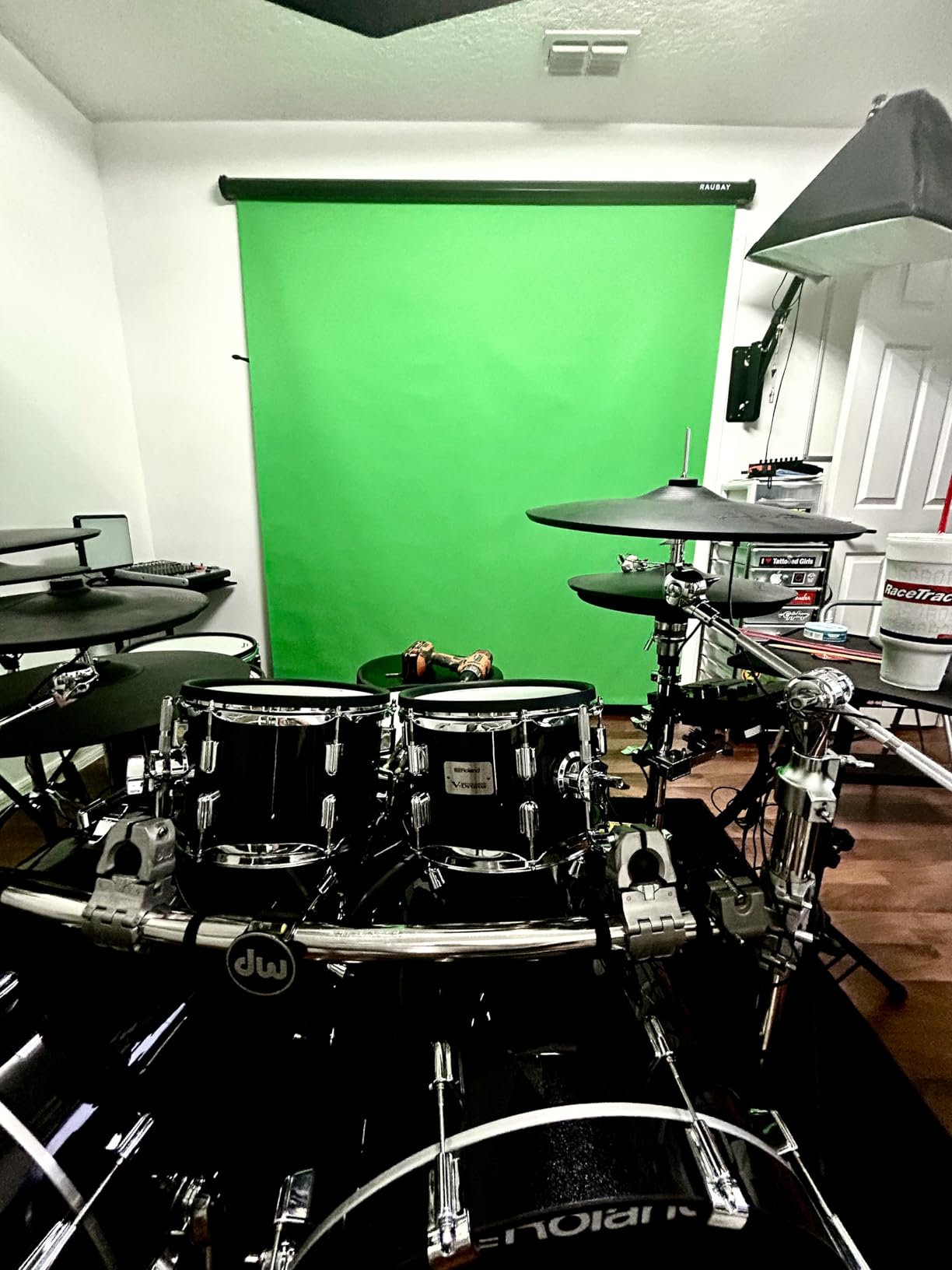Retractable Pull Down Green Screen - 78.7
