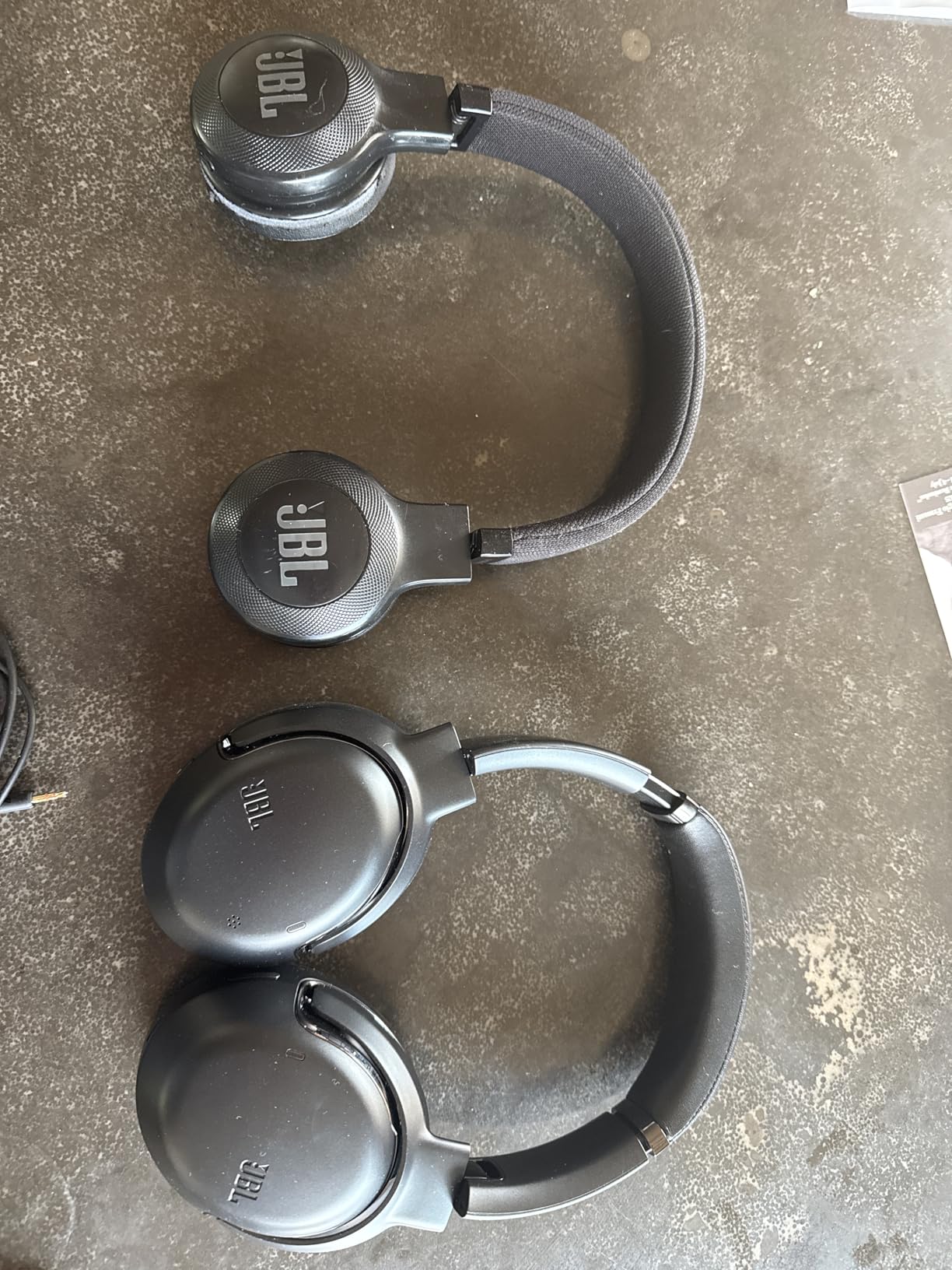 JBL Tour One M2 - Wireless Over-Ear Noise Cancelling Headphones (Black), Medium customer photo 1