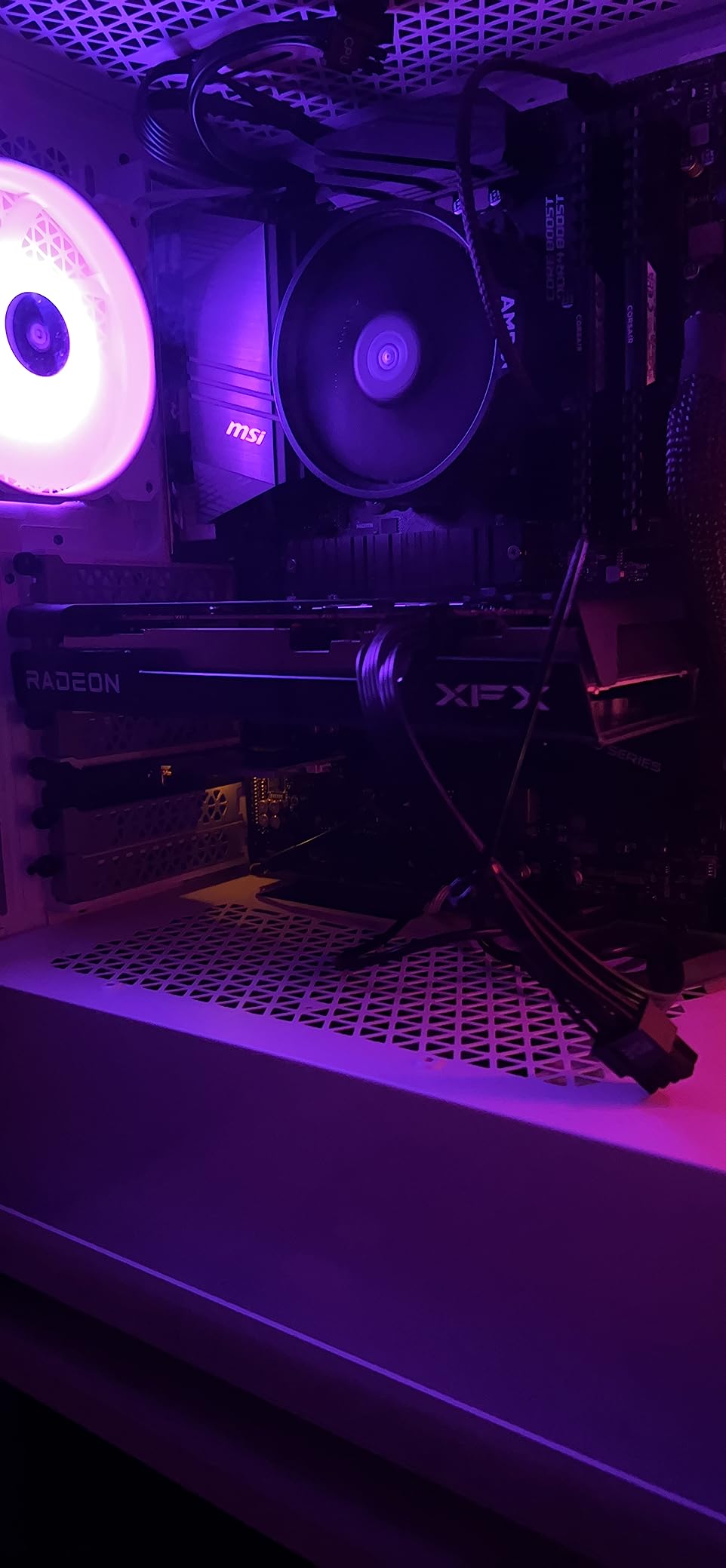 Speedster SWFT210 Radeon RX 7600 Graphics Card with 8GB GDDR6 HDMI 3xDP, AMD RDNA 3 RX-76PSWFTFY customer photo 1