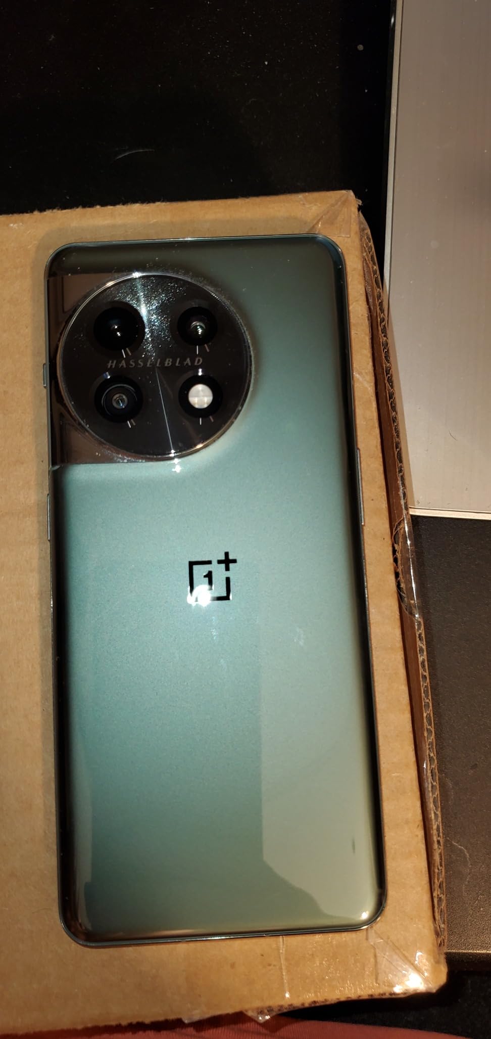 OnePlus 11 5G | 8GB RAM+128GB | Dual-SIM | Titan Black | US Factory Unlocked customer photo 1