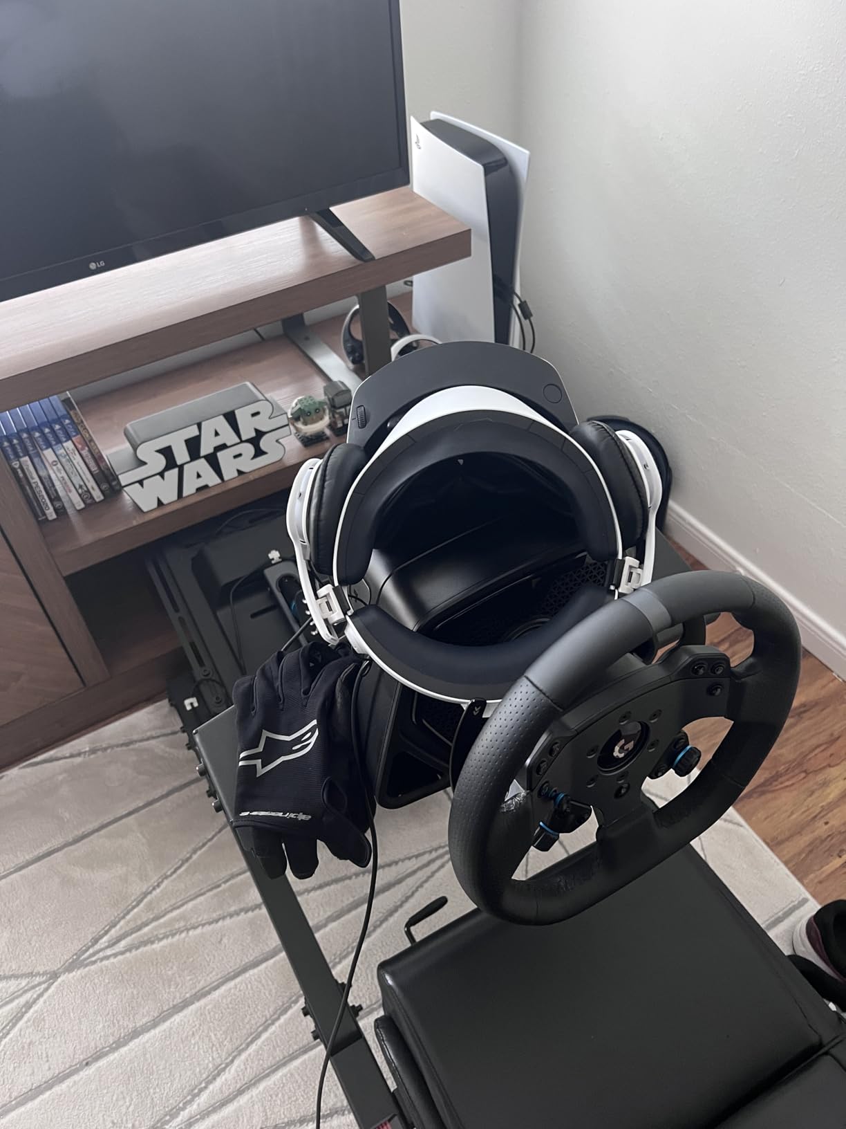 Globular Cluster PH2 Stereo VR Headphones for PS VR 2 - Clip On Design Easy to Install and Remove - Looks Tidy with Cable Router - More Comforable Than in-Ear Buds -75mm x 90mm Earmuffs White customer photo 1
