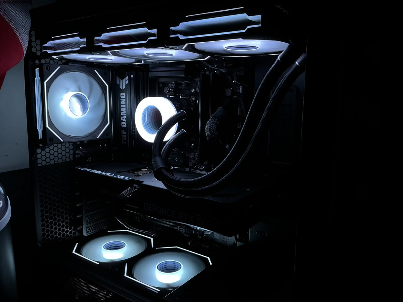 Lian Li UNI Fan SL-Infinity 120mm Reverse Blade - Single Pack - ARGB Fan - Daisy-Chain Design - Infinity Mirror - Black (UF-RSLIN120-1B) customer photo 1