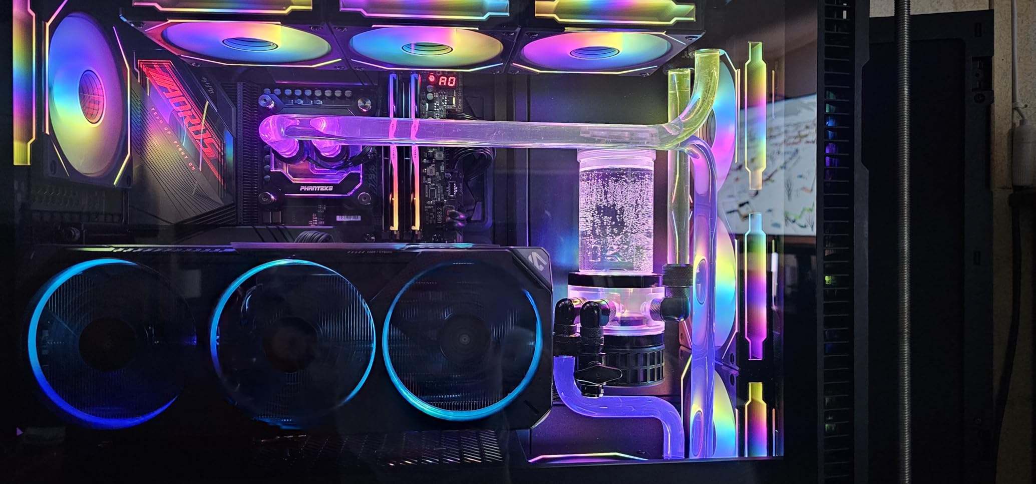 Lian Li UNI Fan SL-Infinity 120mm Reverse Blade - Single Pack - ARGB Fan - Daisy-Chain Design - Infinity Mirror - Black (UF-RSLIN120-1B) customer photo 2