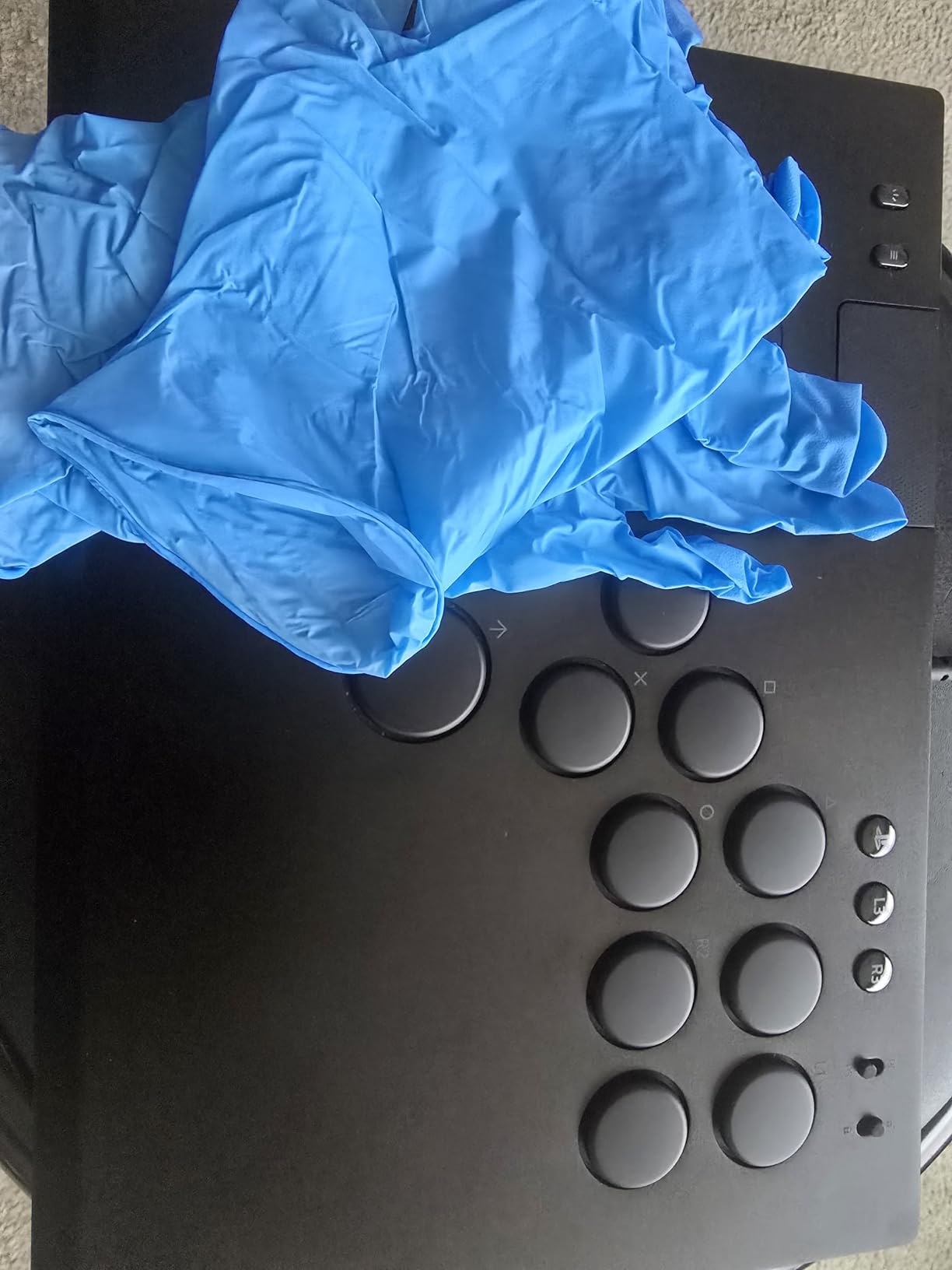 Razer Kitsune All-Button Arcade Controller: For PS5 / PlayStation 5 & PC - Low-Profile Optical Switches - Slim Form Factor - Removable Top Plate - Chroma RGB Lighting - USB Type C - Black customer photo 2