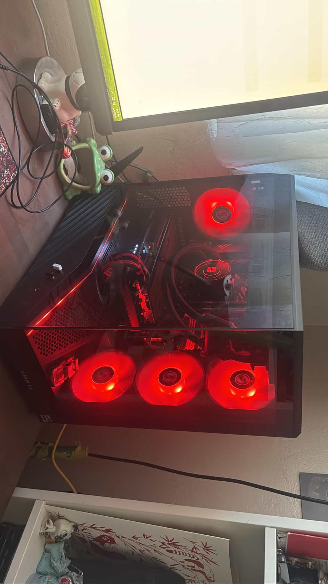 AMD Radeon RX 7700 XT Challenger 12GB GDDR6 192-bit 0dB Silent Cooling 7680 x 4320 DisplayPort HDMI LED Indicator 18Gbps Dual Fan Graphics Card customer photo 1