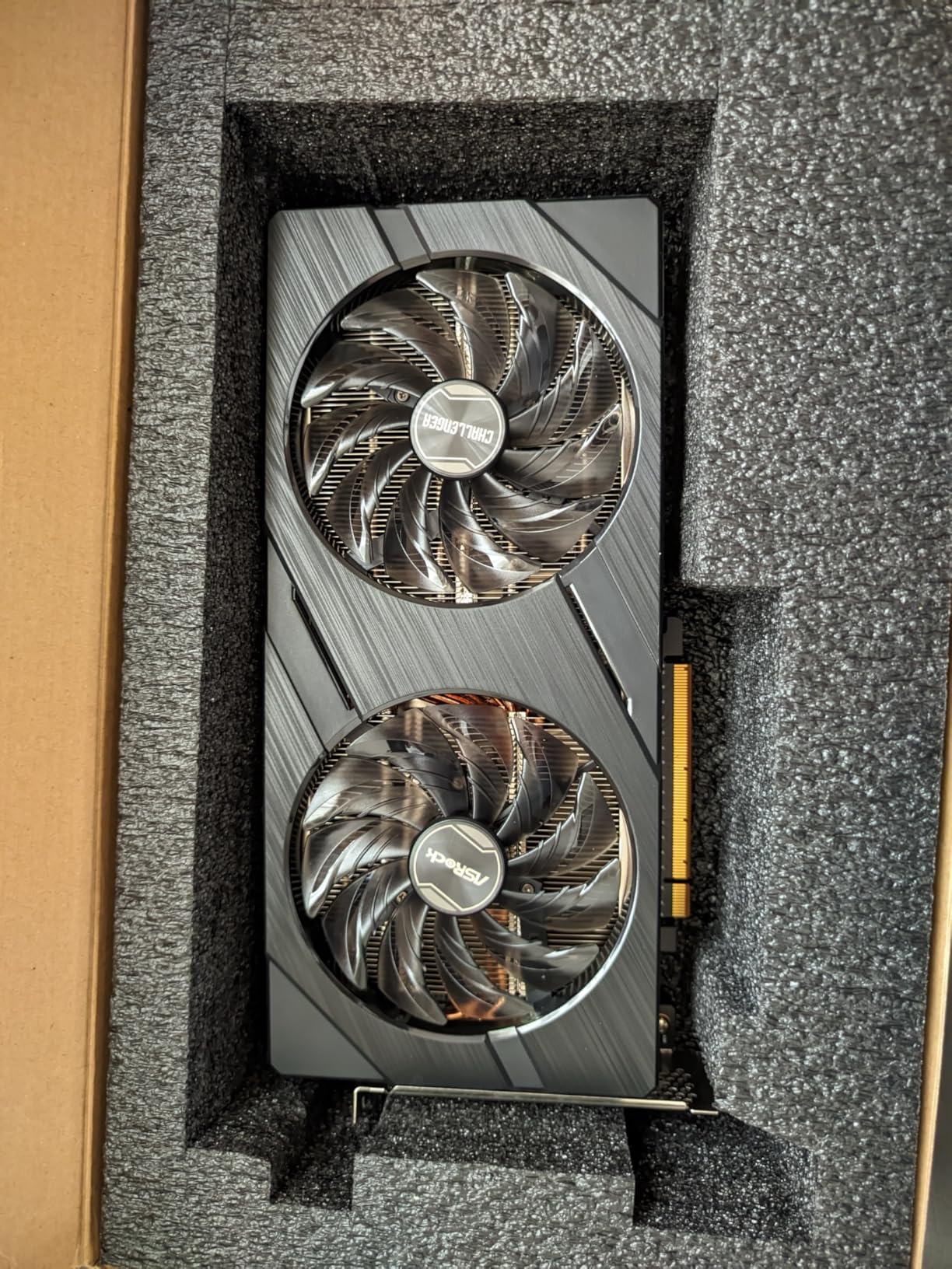 ASRock Intel Arc A580 Challenger 8GB OC Graphics Card, Intel Xe HPG Architecture, 8GB GDDR6, PCIe 4.0, Dual Fans, 0dB Silent Cooling, DisplayPort 2.0 customer photo 2
