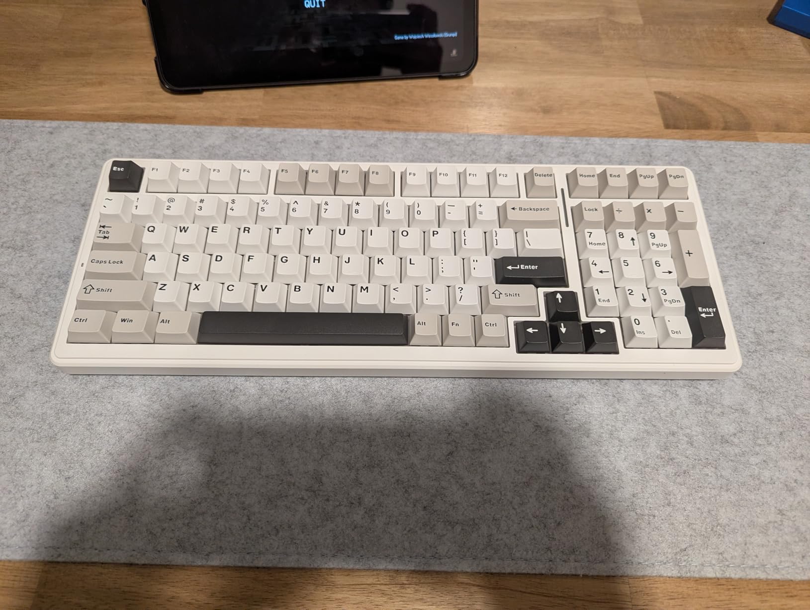 AULA F99 Wireless Mechanical Keyboard, Tri-Mode BT5.0/2.4GHz/USB-C Hot Swappable Custom Keyboard, Pre-lubed Linear Switches, RGB Backlit Computer Gaming Keyboards for PC/Tablet/PS/Xbox customer photo 2