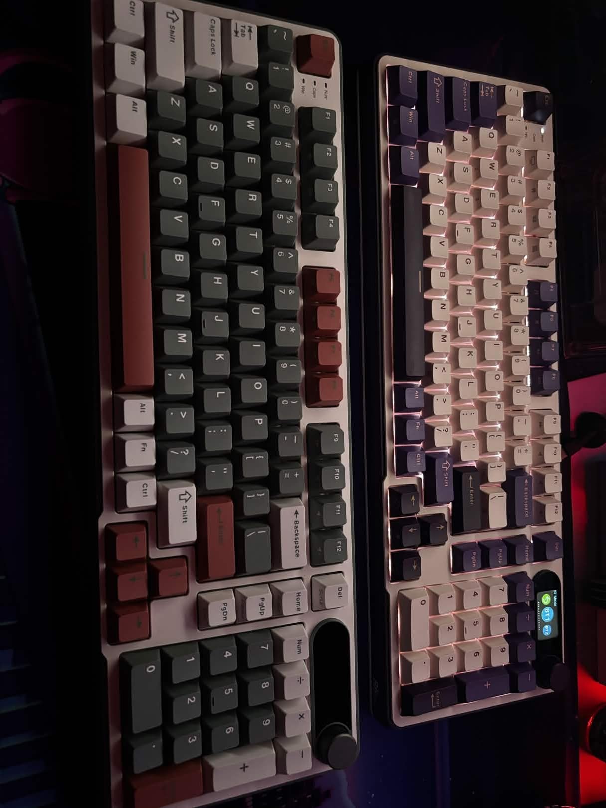 RK ROYAL KLUDGE S98 Mechanical Keyboard w/ Smart Display & Knob, 96% Top Mount RGB Gaming Keyboard BT/2.4G/USB-C, 5-Layer Noise Dampening, Hot Swap, 98 Keys customer photo 2