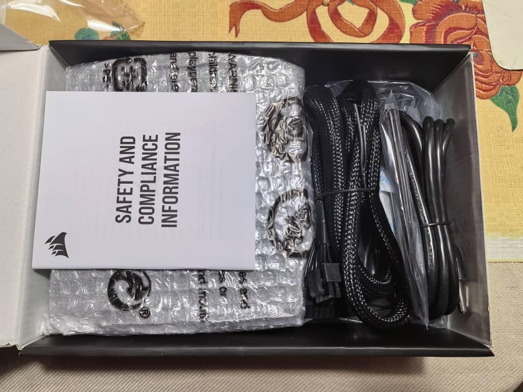Corsair CX650 80 Plus Bronze Non Modular Low-Noise ATX 650 Watt Power Supply - Black customer photo 2