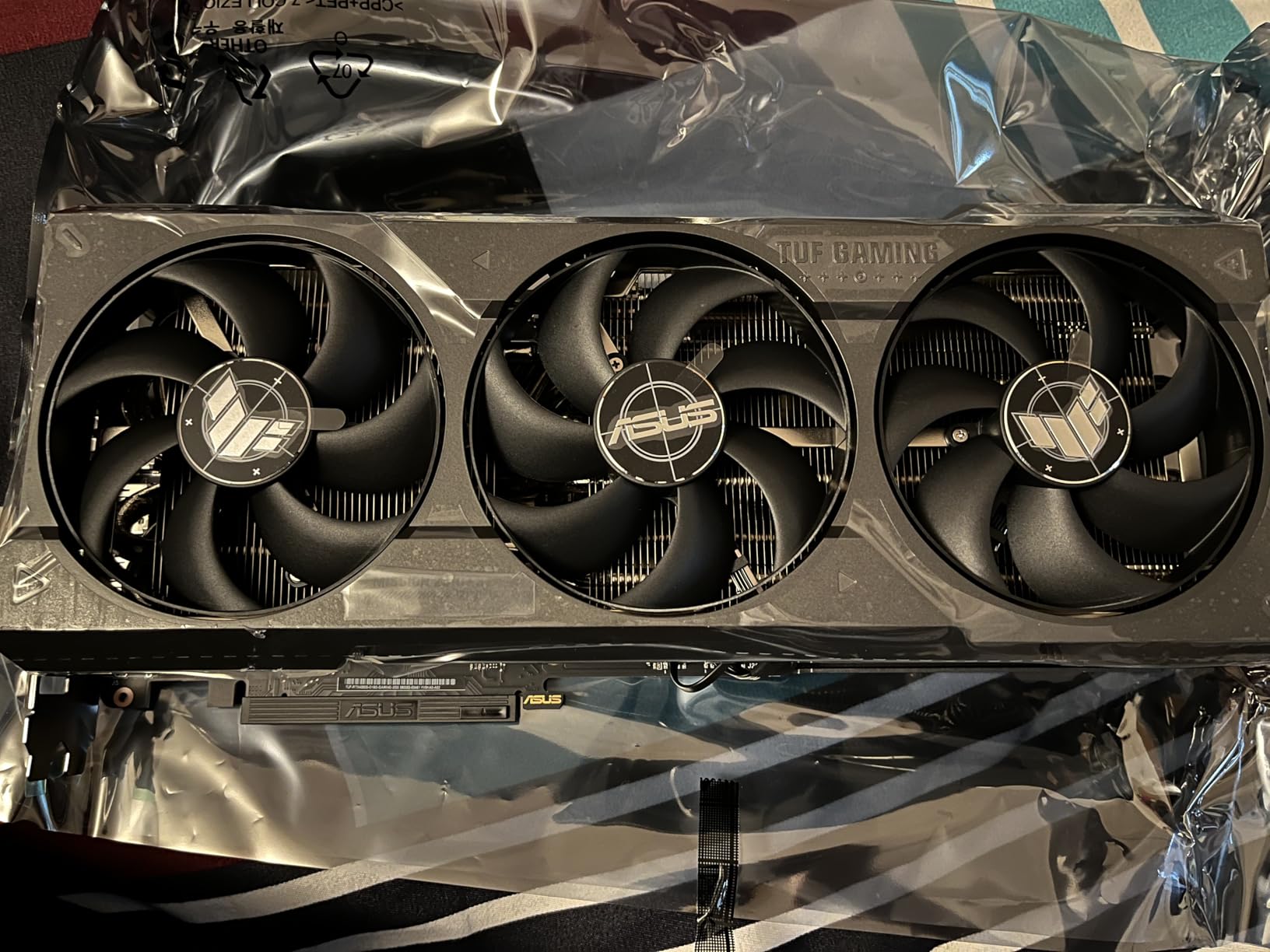 ASUS TUF Gaming NVIDIA GeForce RTX 4080 Super OC Edition Gaming Graphics Card (PCIe 4.0, 16GB GDDR6X, HDMI 2.1a, DisplayPort 1.4a) customer photo 1