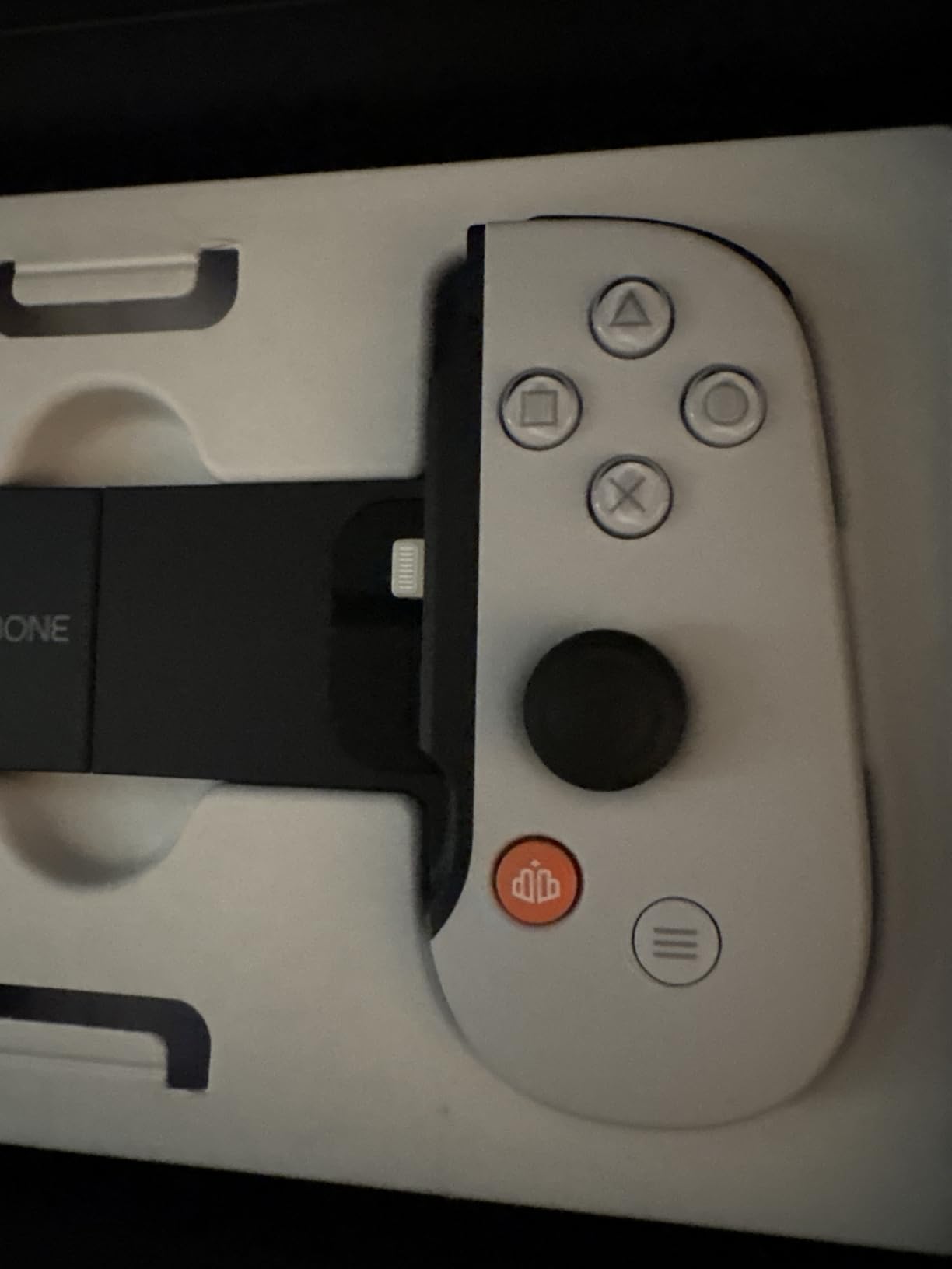 Solutions 2 GO Backbone ONE USB Type-C Mobile Gaming Controller for iPhone - White customer photo 1