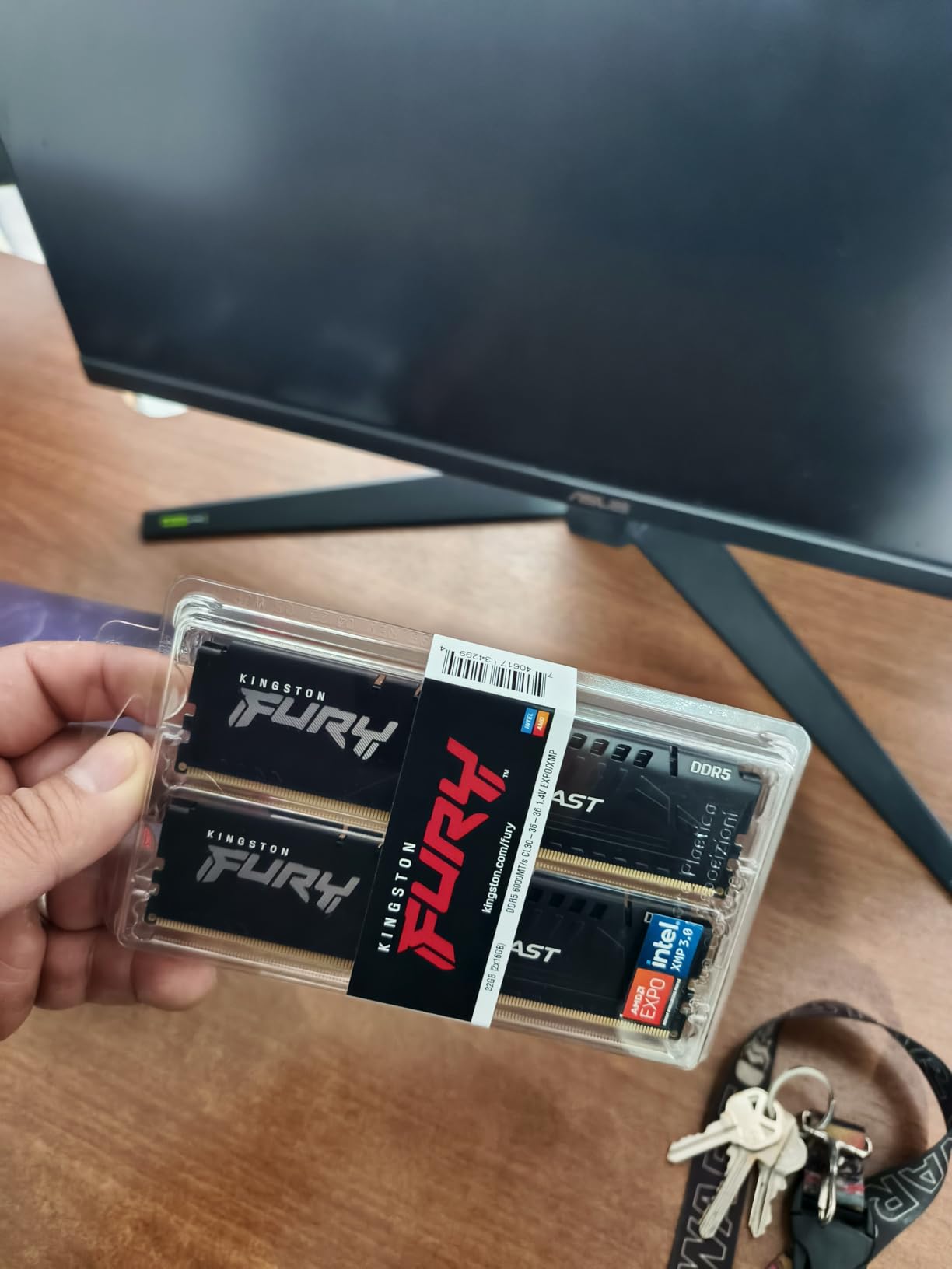 Kingston FURY Beast 32GB (2x16GB) 6000MT/s DDR5 CL30 Desktop Memory | AMD EXPO | Kit of 2 customer photo 1