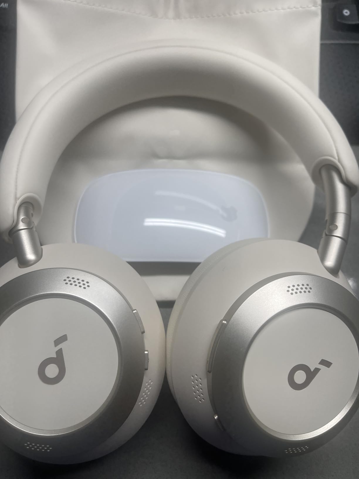 Space One Pro, FlexiCurve Over-Ear Headphone, Adaptive Active Noise Cancelling Headphones Driven by 6 Mics, 60H Lossless Audio, Ultra-Fast Charging, Hi-Res Wireless, Comfortable Fit customer photo 1