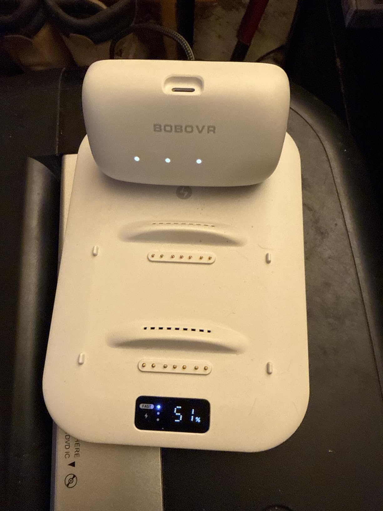 BOBOVR BD3 Charging Dock, Providing Fast Charging for 3*B100, 30W Power, 0-80% in Just 1 Hour customer photo 2