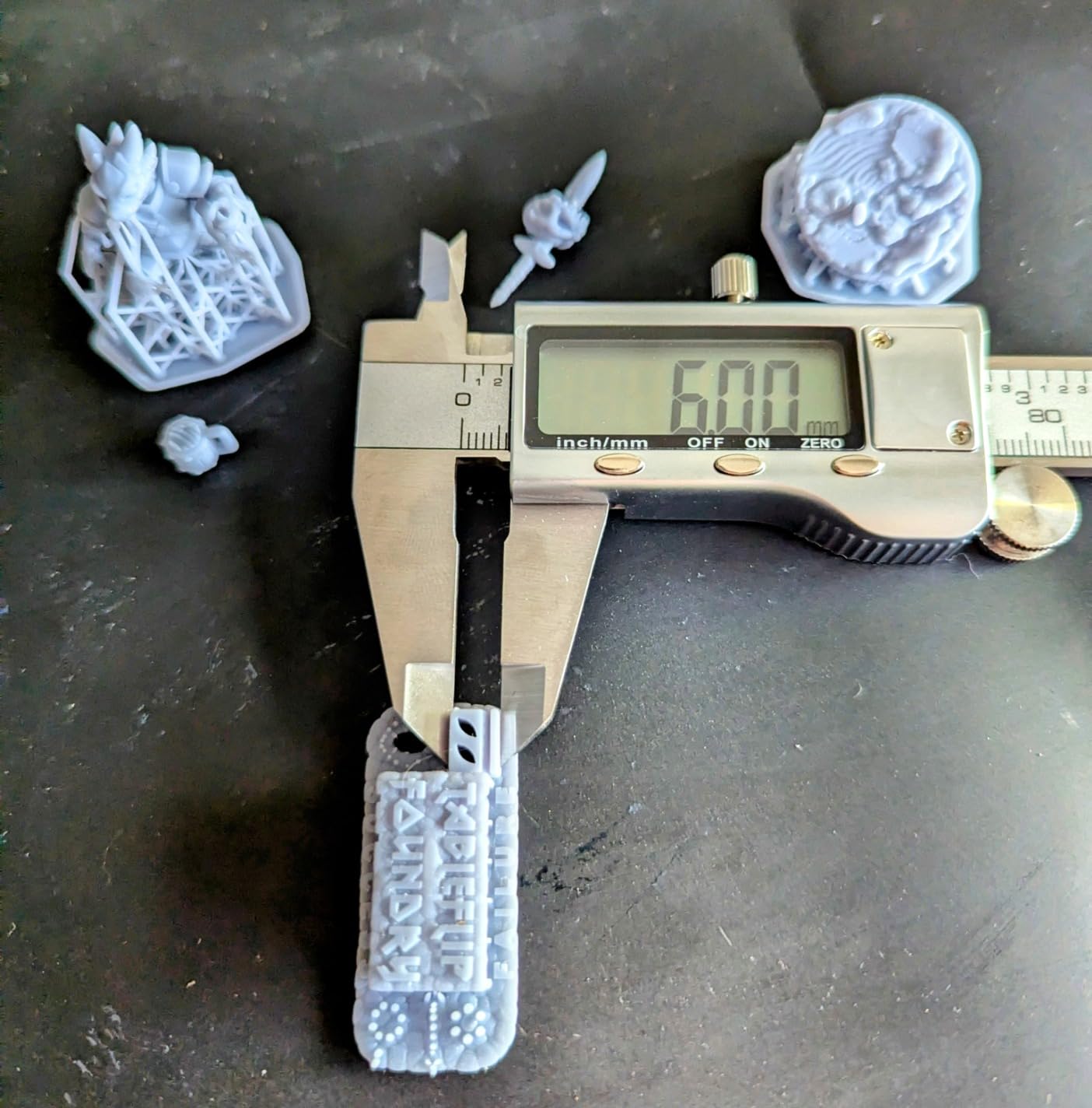 ELEGOO Saturn 4 Ultra 12K Resin 3D Printer, with Smart Automatic Leveling, 10-Inch 12K Monochrome LCD, 150mm/h Faster Printing Speed, 8.62 x 4.84 x 8.66 Inch Printing Size customer photo 2