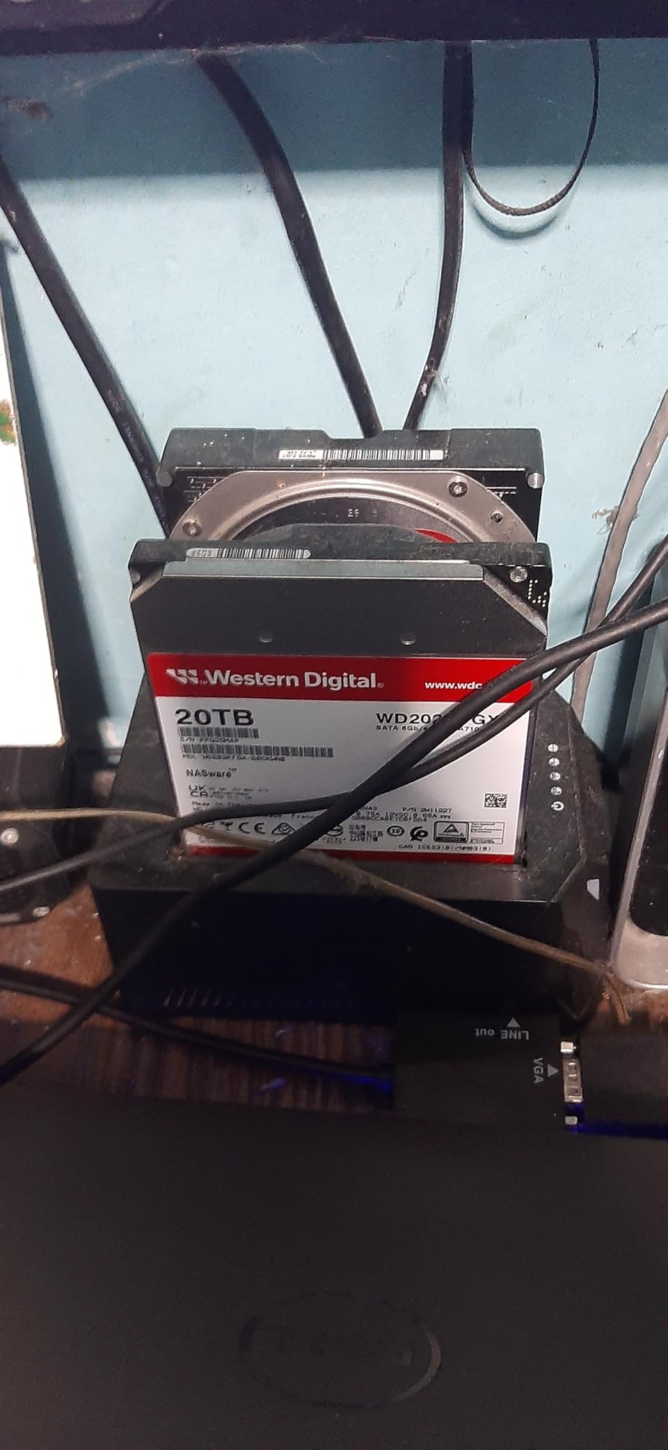 Western Digital 8TB WD Red Pro NAS Internal Hard Drive HDD - 7200 RPM, SATA 6 Gb/s, CMR, 256 MB Cache, 3.5